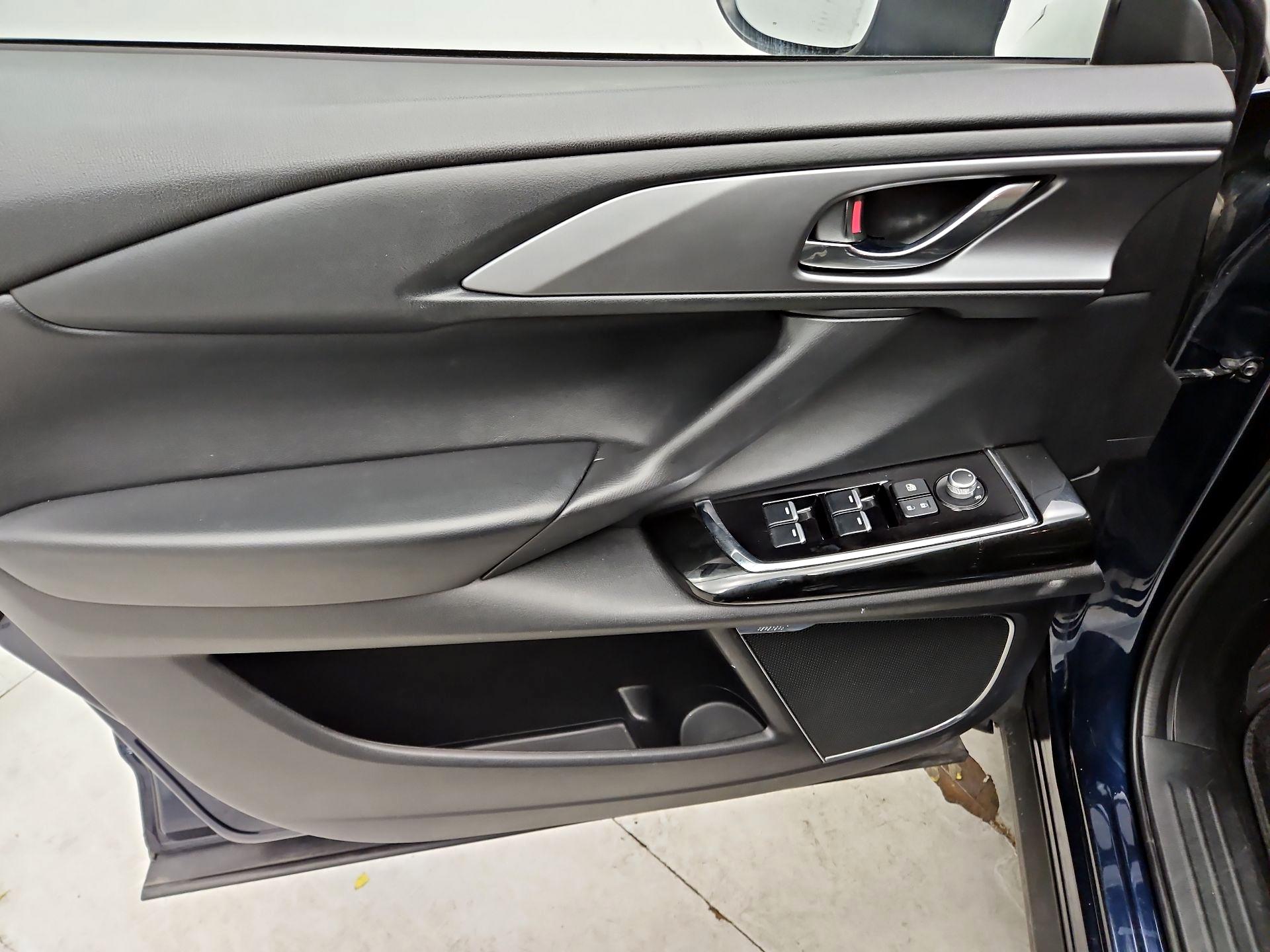 Thumbnail: 2021 Mazda CX-9 - 12