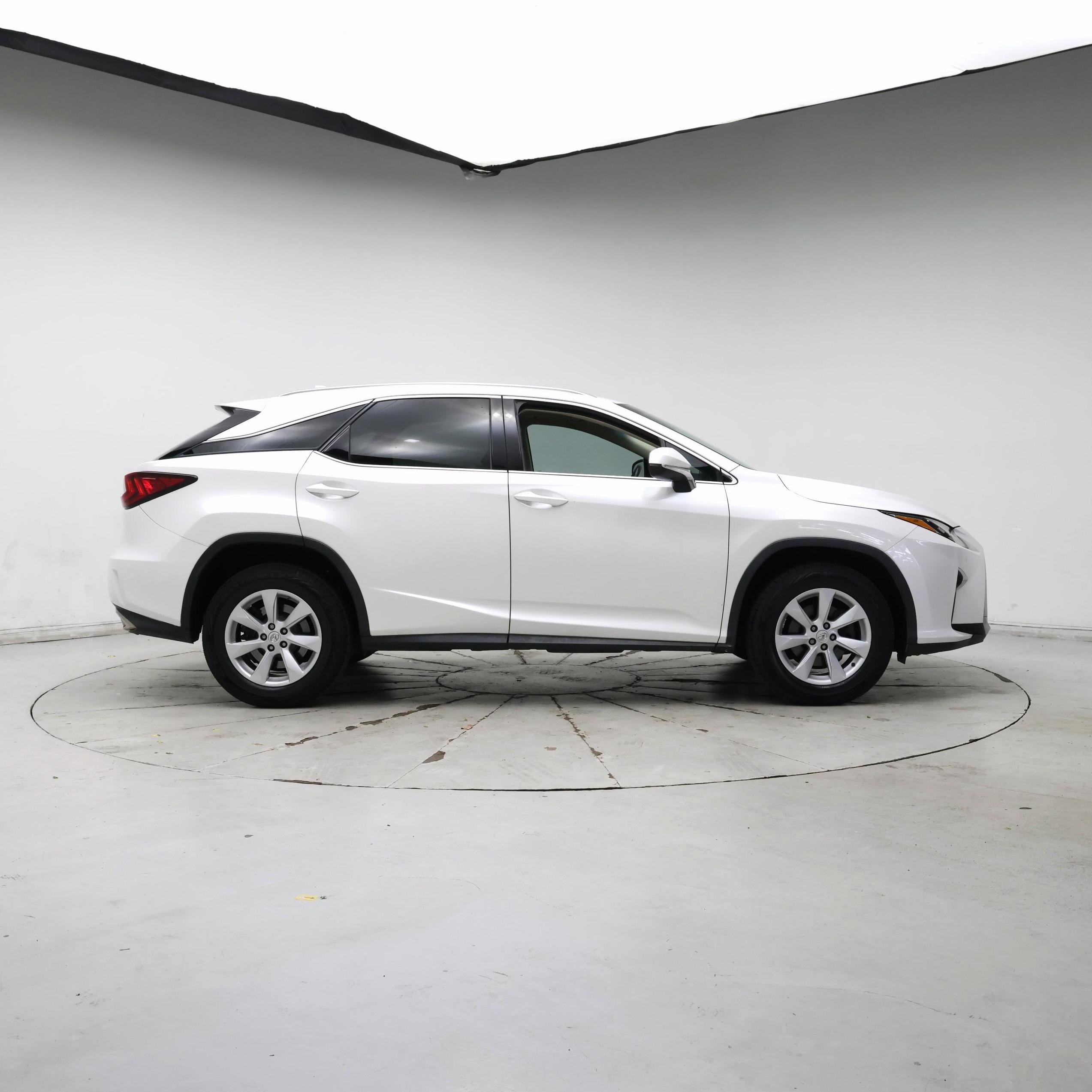 Thumbnail: 2017 Lexus RX - 7