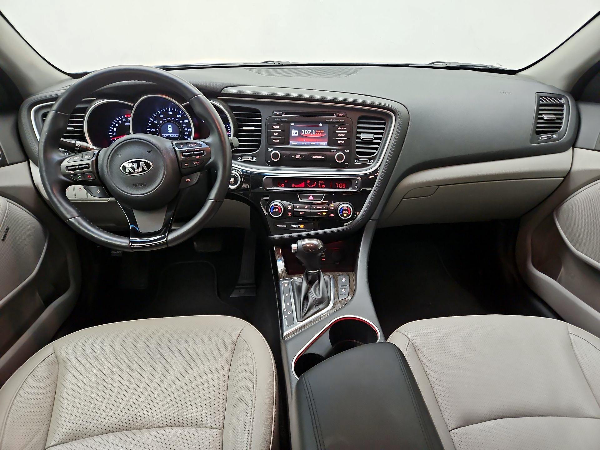 Thumbnail: 2015 Kia Optima - 9