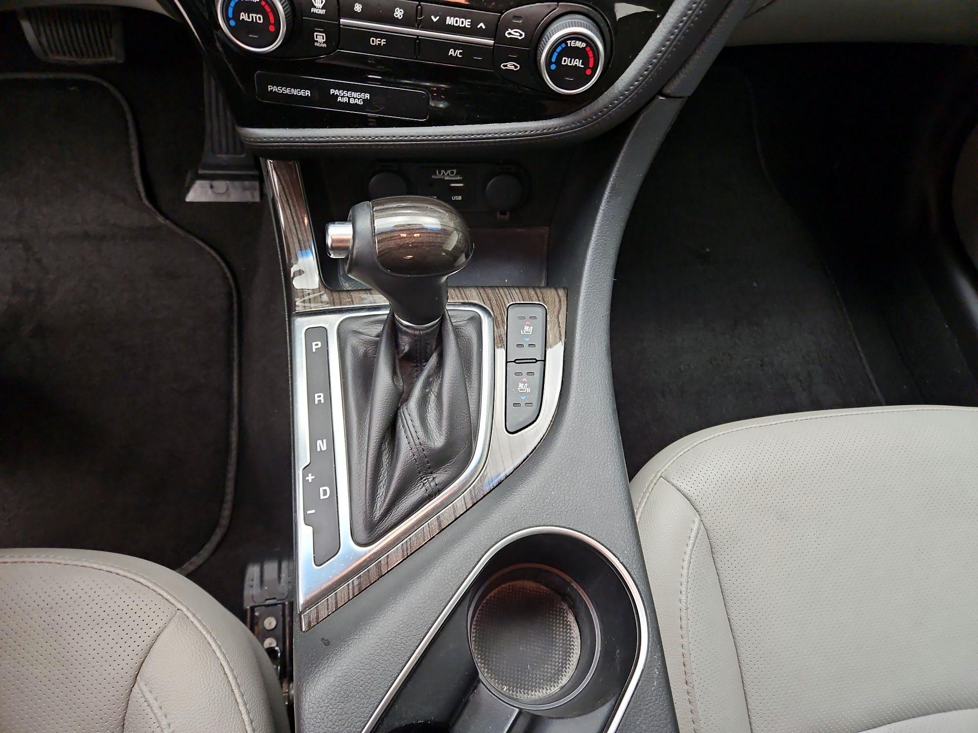 Thumbnail: 2015 Kia Optima - 17