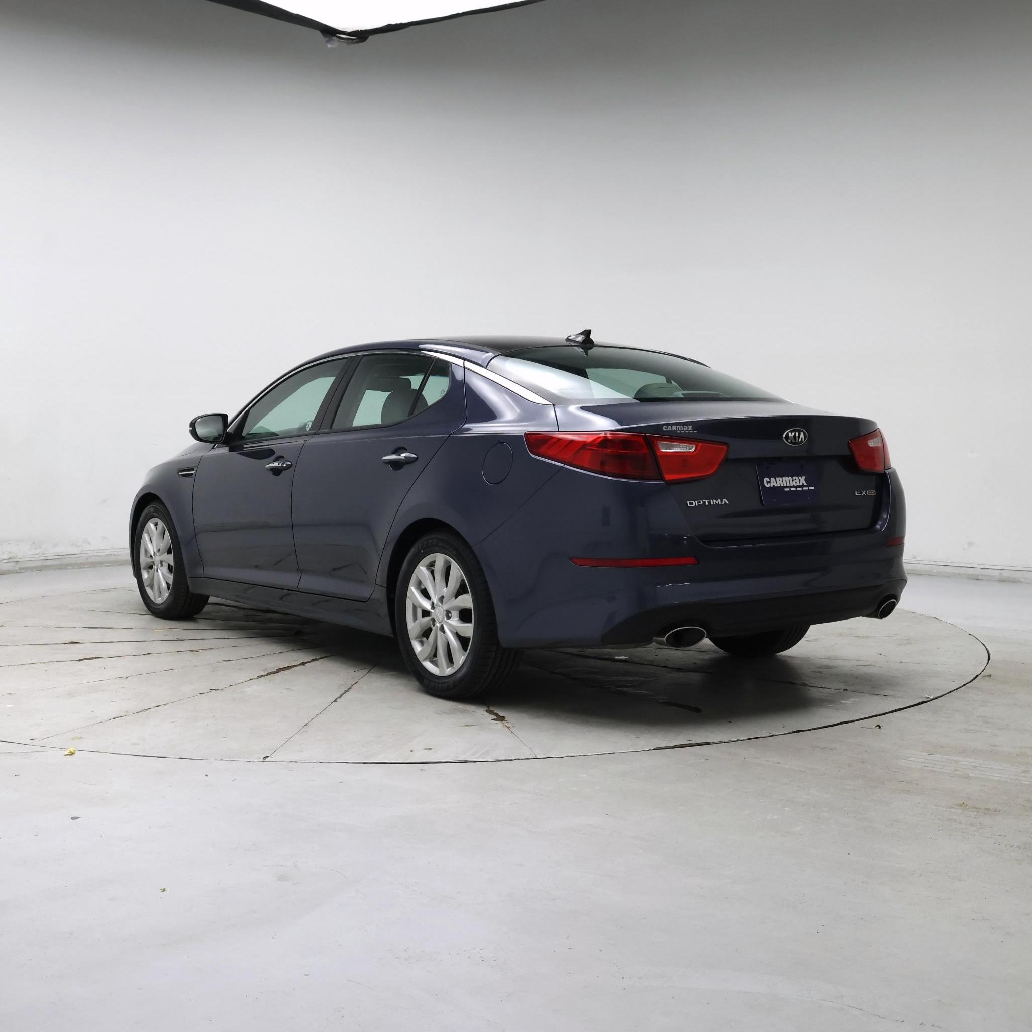 Thumbnail: 2015 Kia Optima - 2