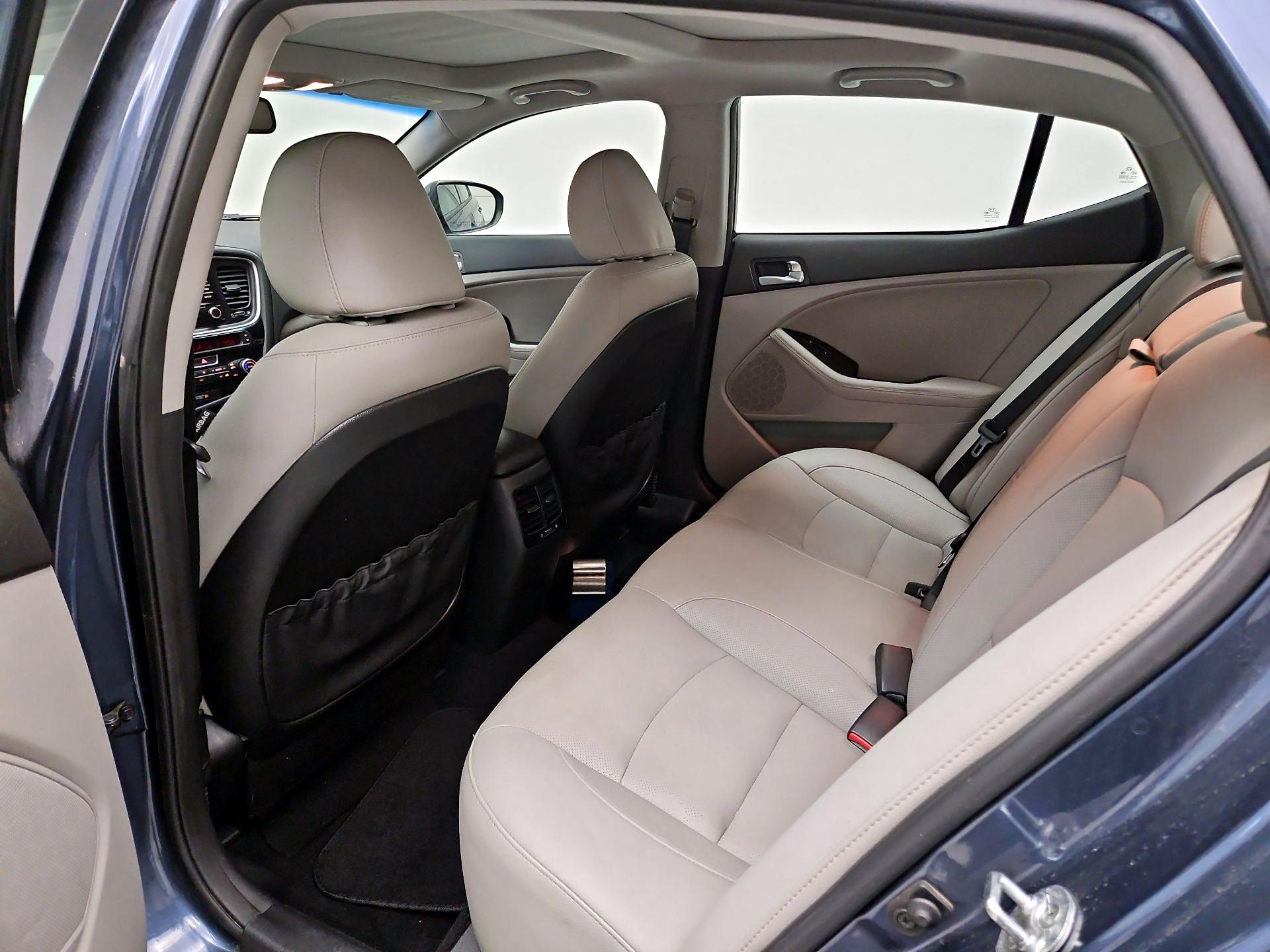 Thumbnail: 2015 Kia Optima - 19