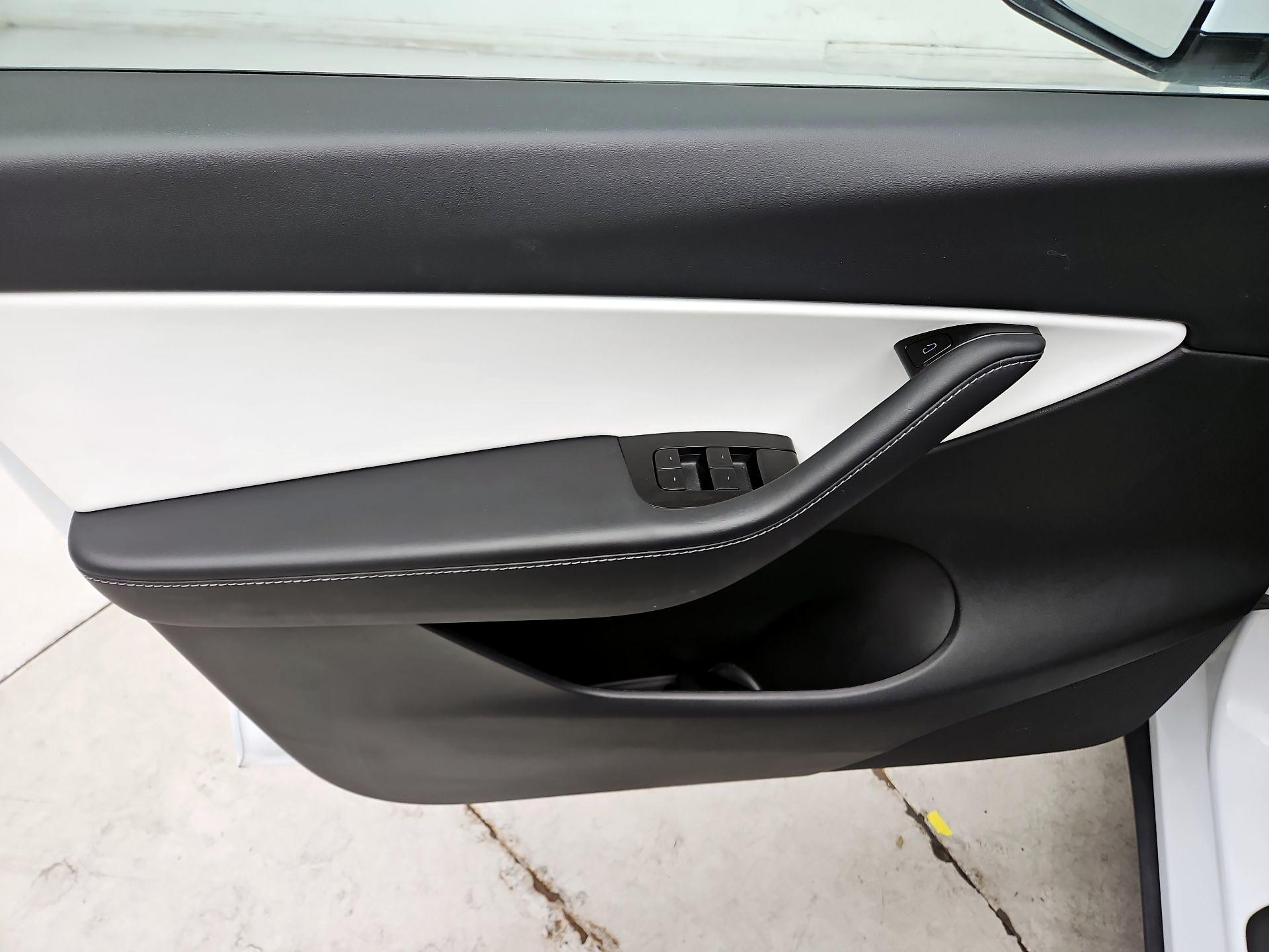 Thumbnail: 2021 Tesla Model Y - 12