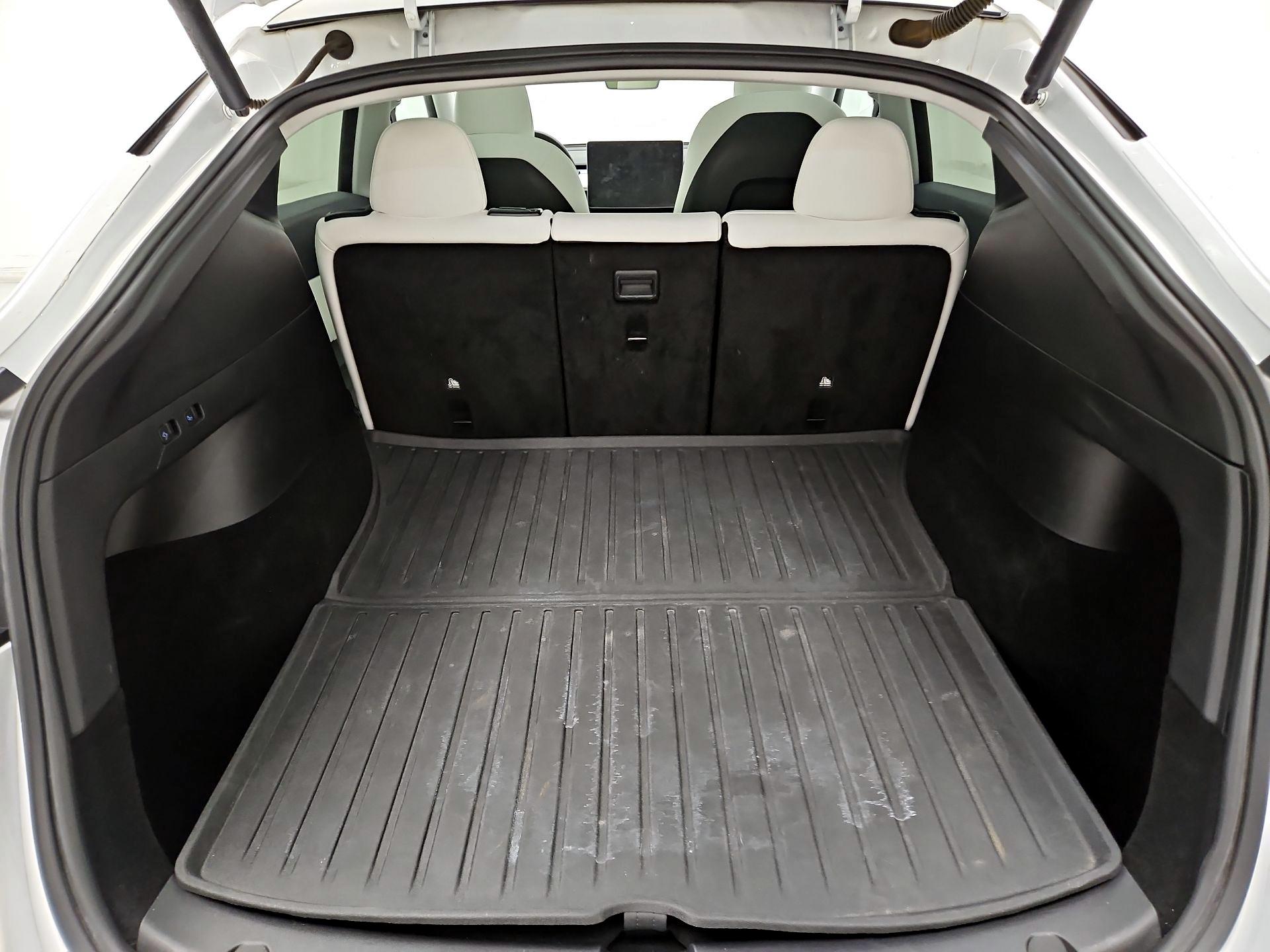 Thumbnail: 2021 Tesla Model Y - 19