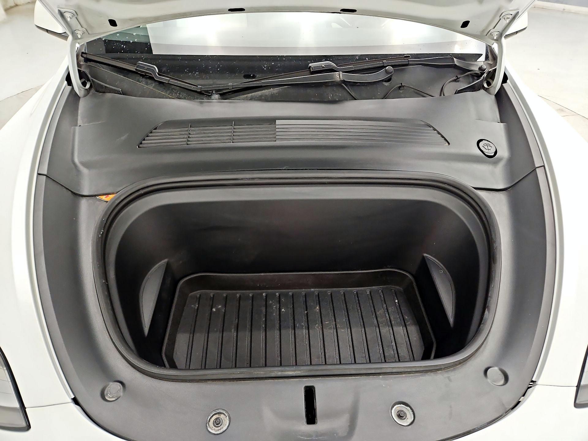 Thumbnail: 2021 Tesla Model Y - 20