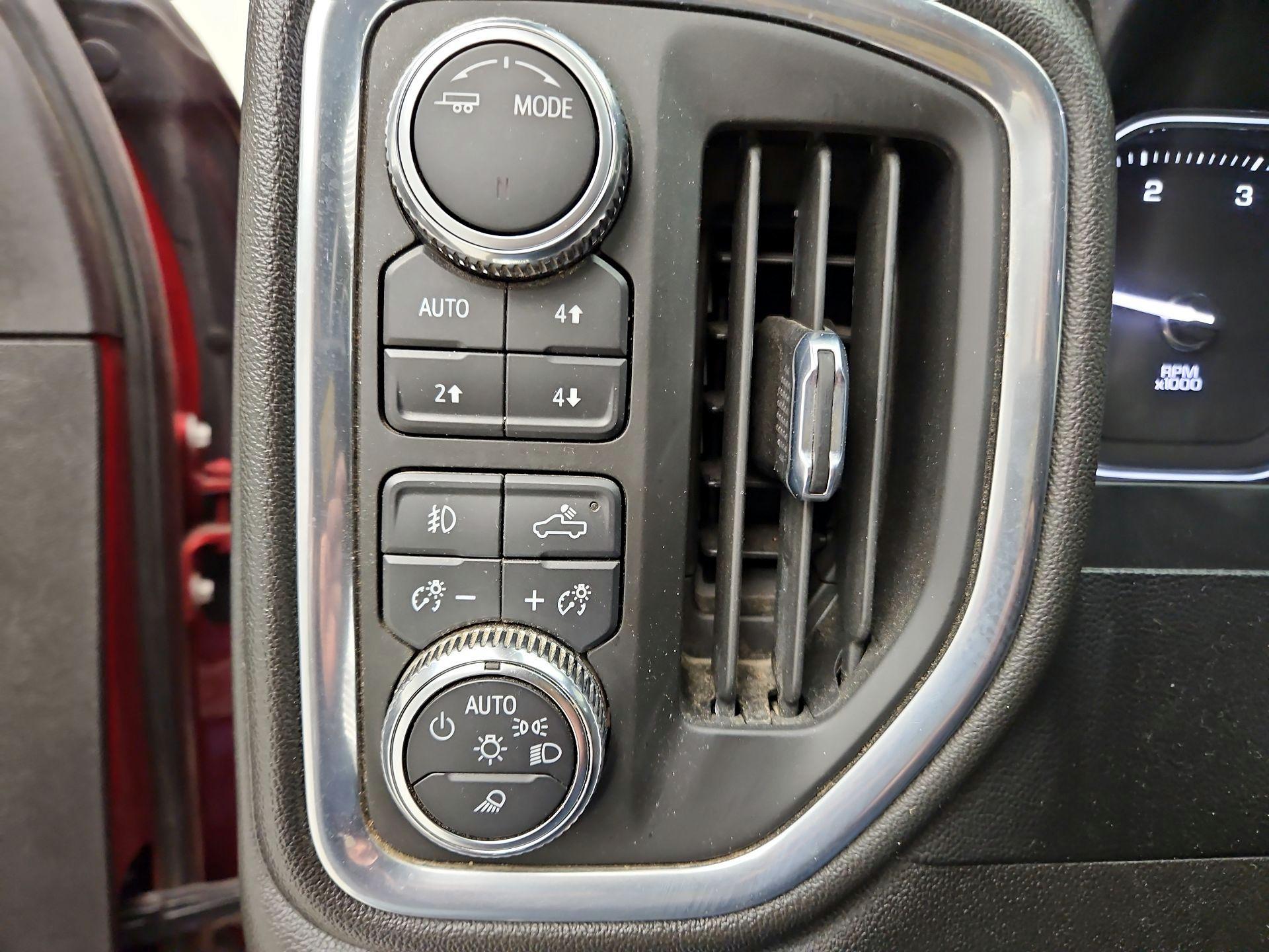 Thumbnail: 2022 GMC Sierra 3500 - 13