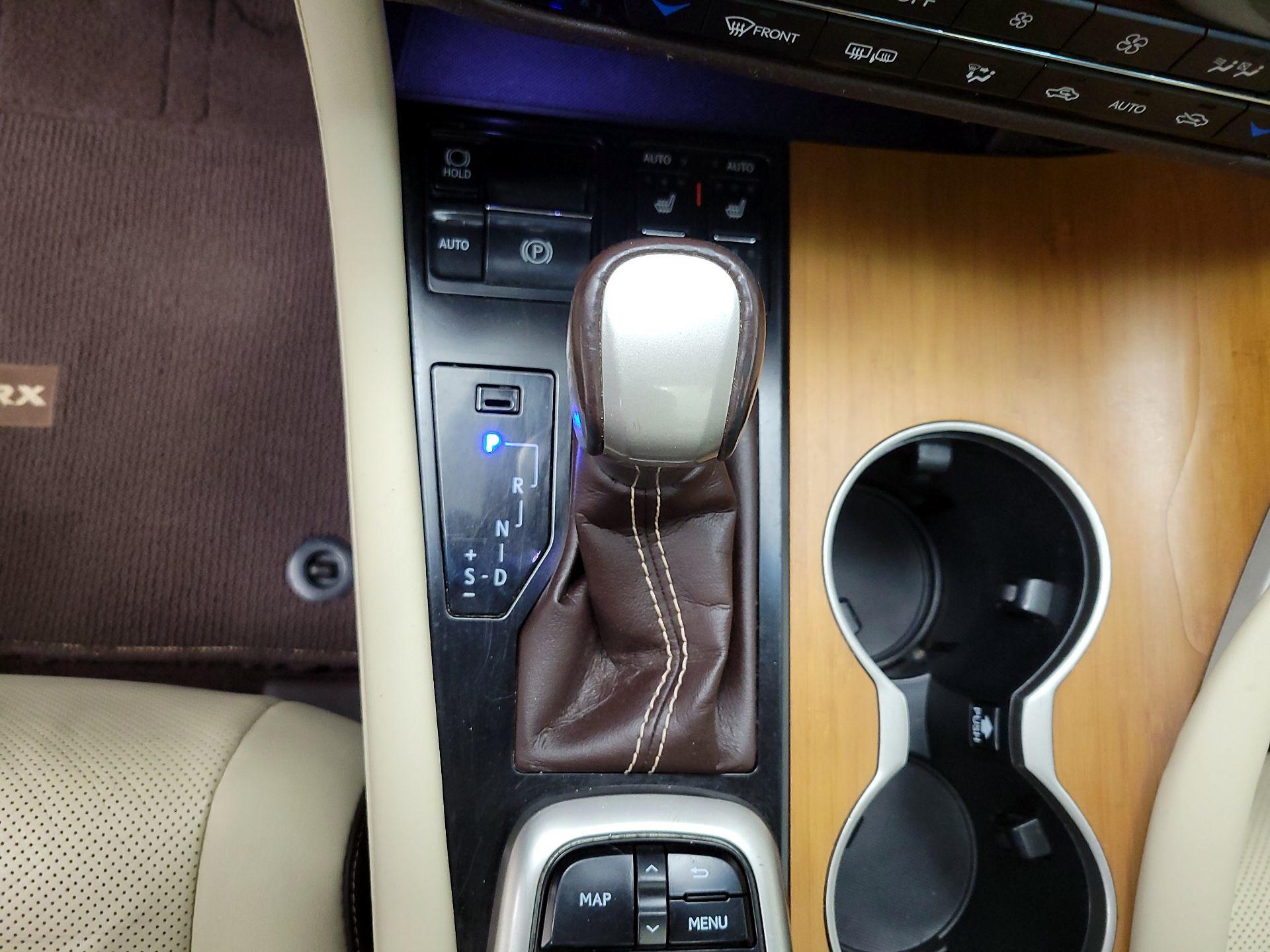 Thumbnail: 2017 Lexus RX - 18