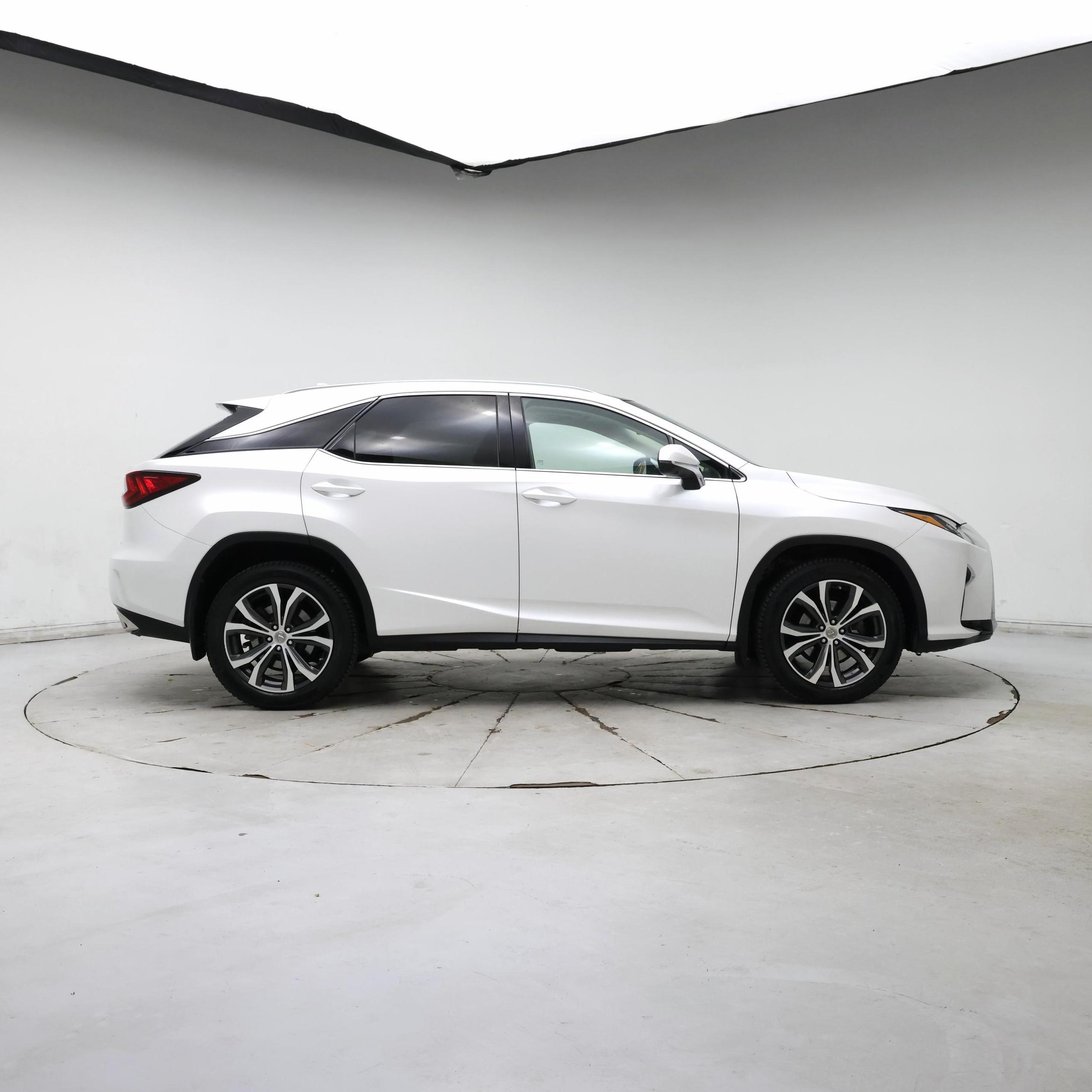 Thumbnail: 2017 Lexus RX - 7