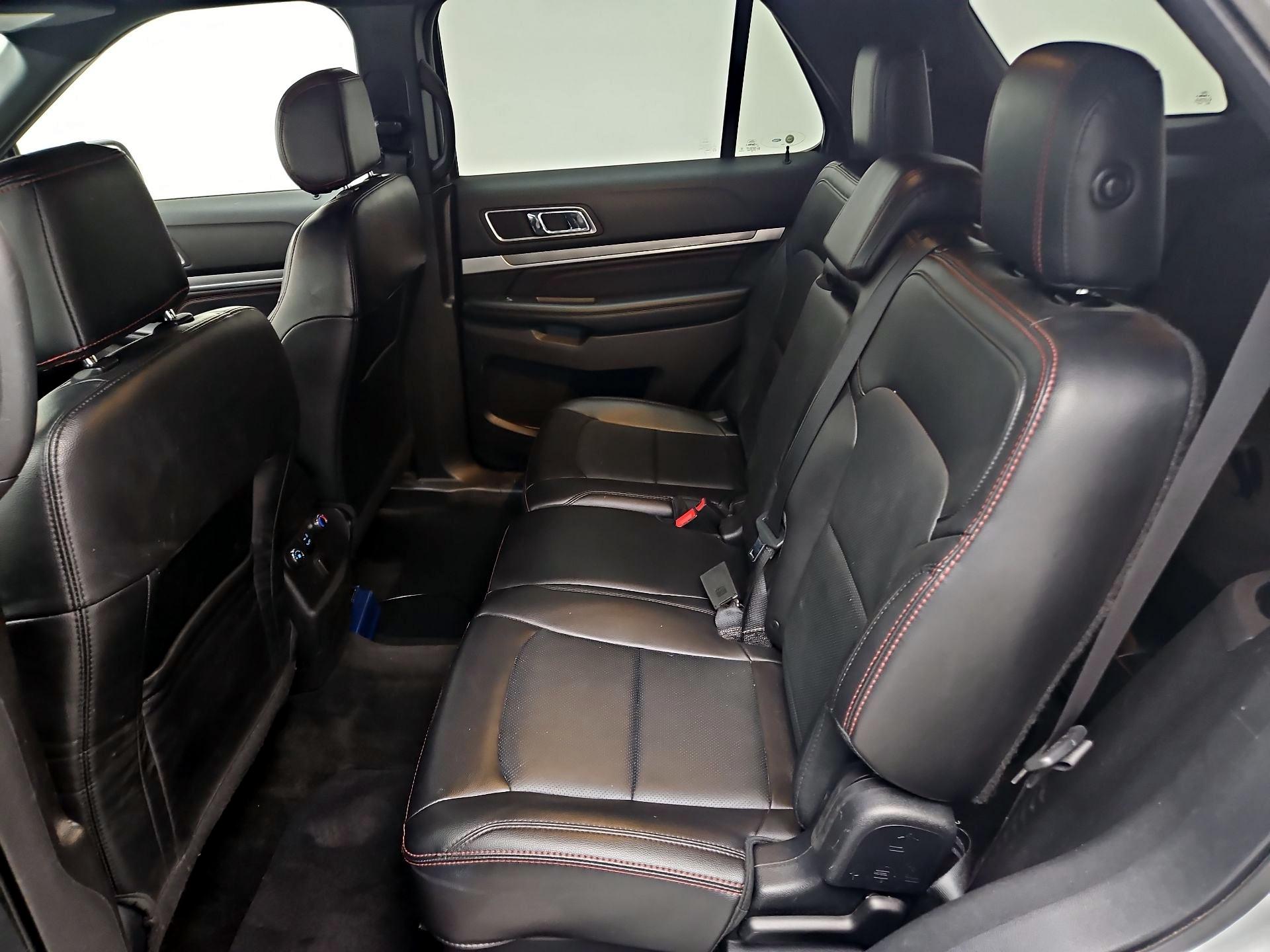 Thumbnail: 2017 Ford Explorer - 18