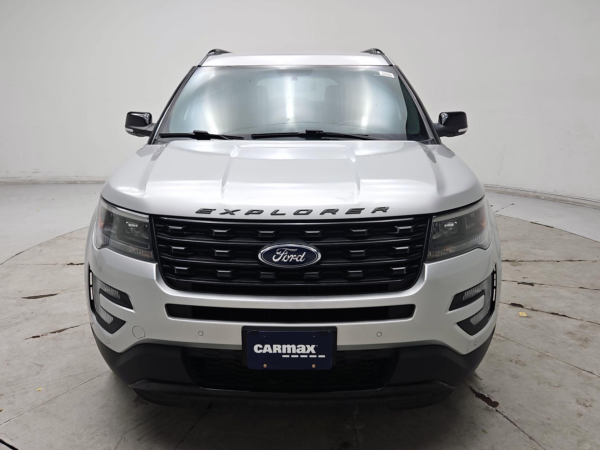 Thumbnail: 2017 Ford Explorer - 2