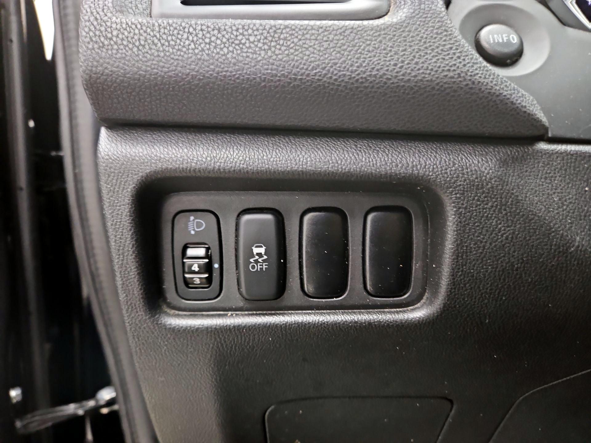 Thumbnail: 2017 Mitsubishi Outlander Sport - 11