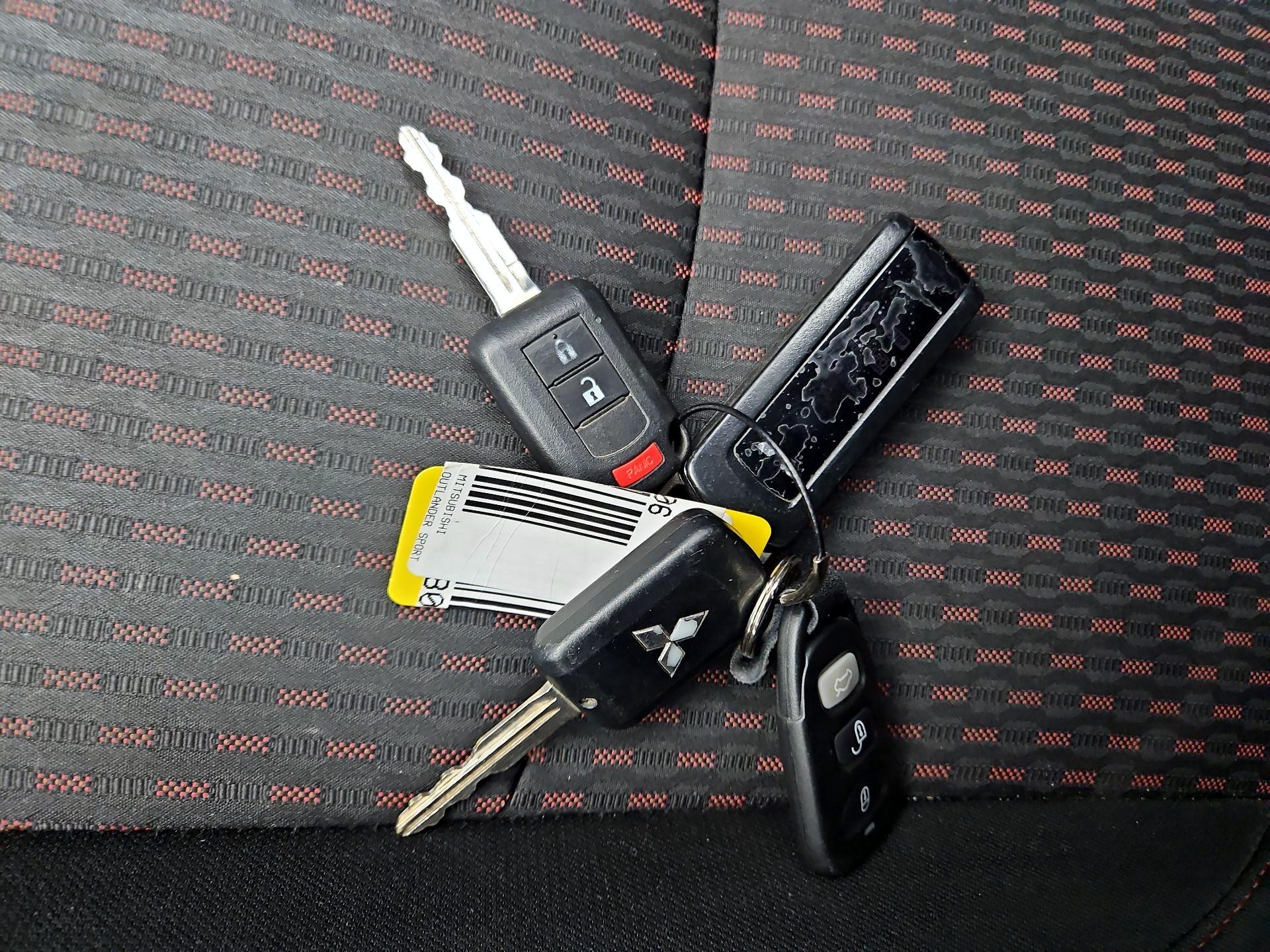 Thumbnail: 2017 Mitsubishi Outlander Sport - 20