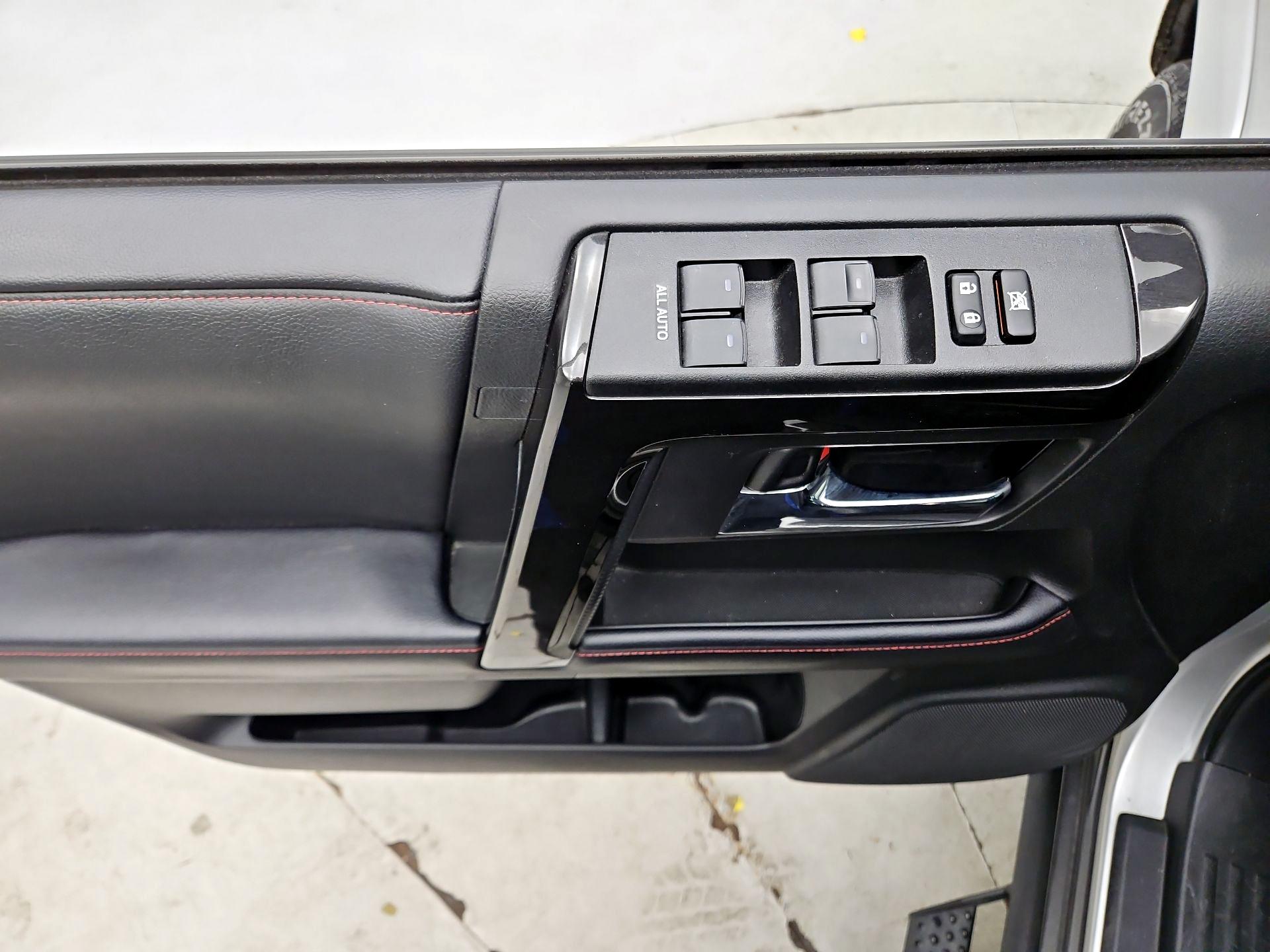 Thumbnail: 2023 Toyota 4Runner - 12