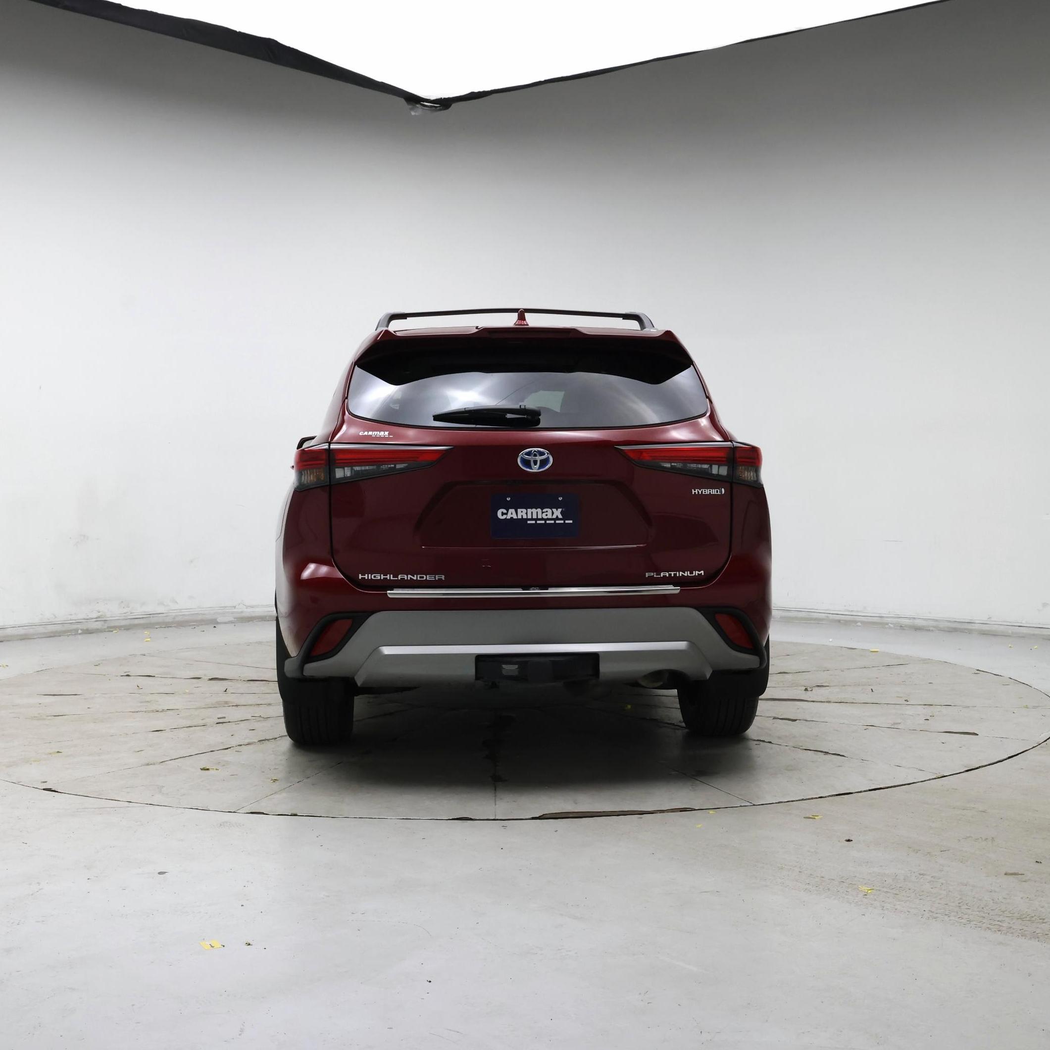 Thumbnail: 2023 Toyota Highlander - 6