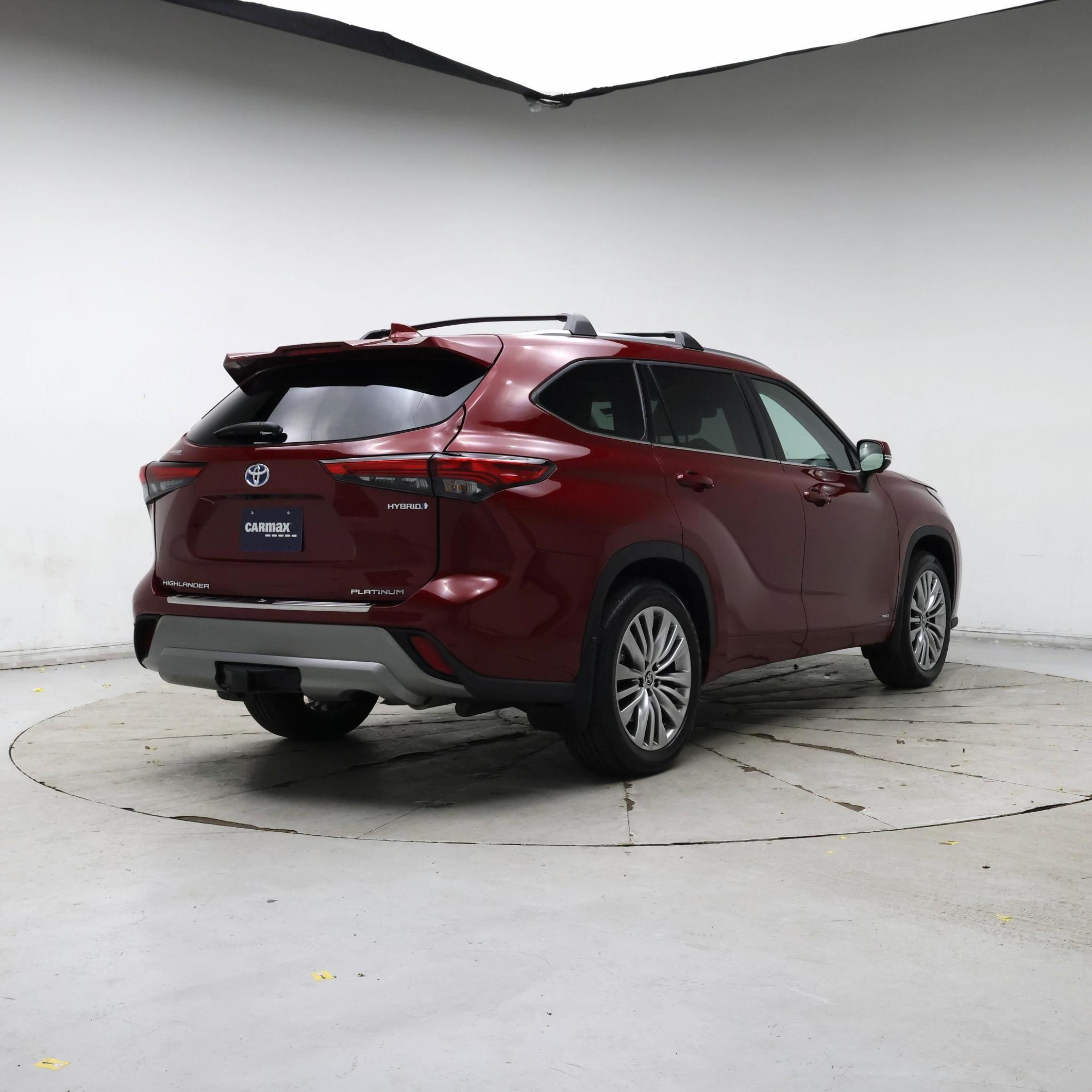 Thumbnail: 2023 Toyota Highlander - 8