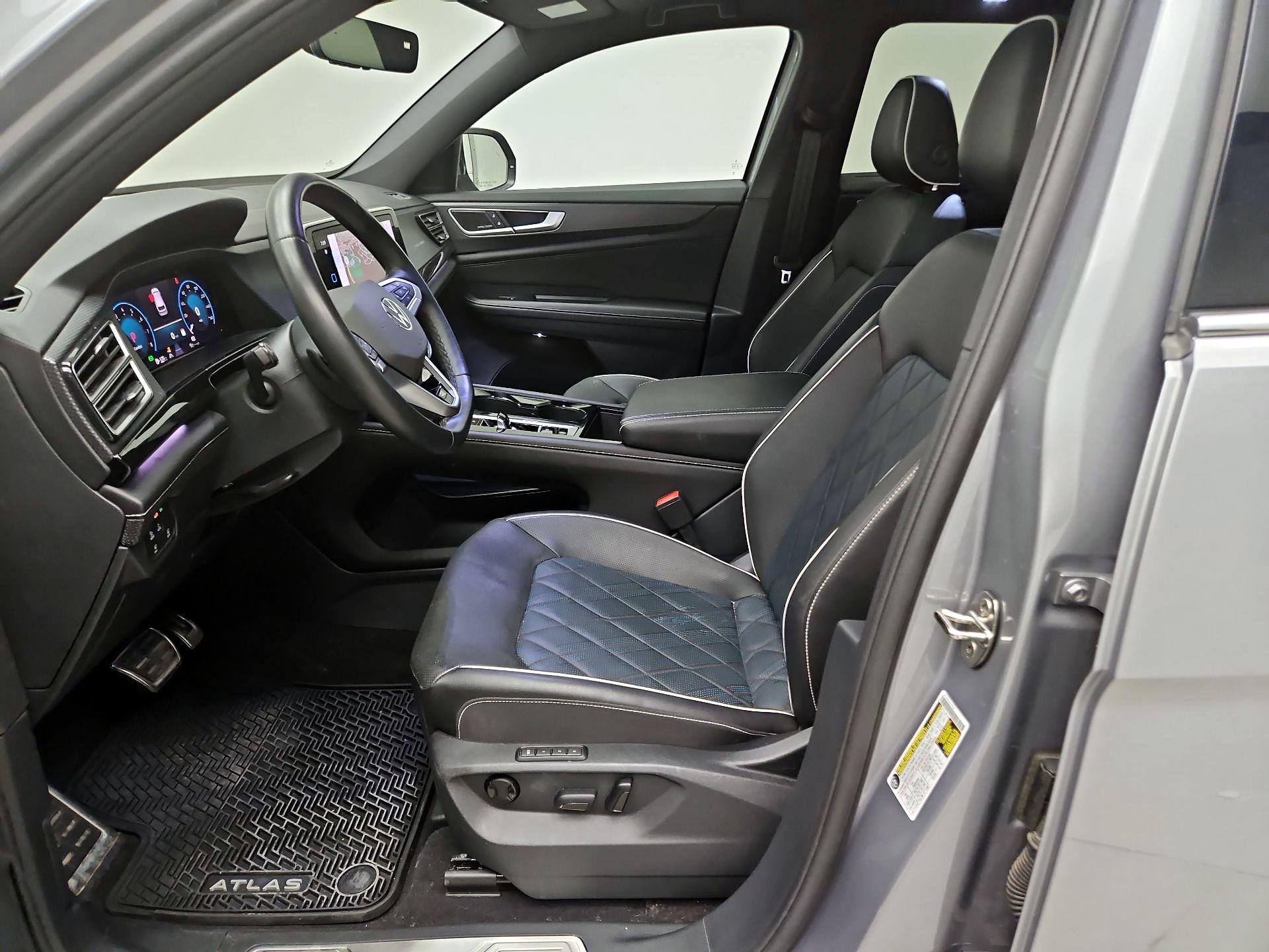 Thumbnail: 2024 Volkswagen Atlas - 9