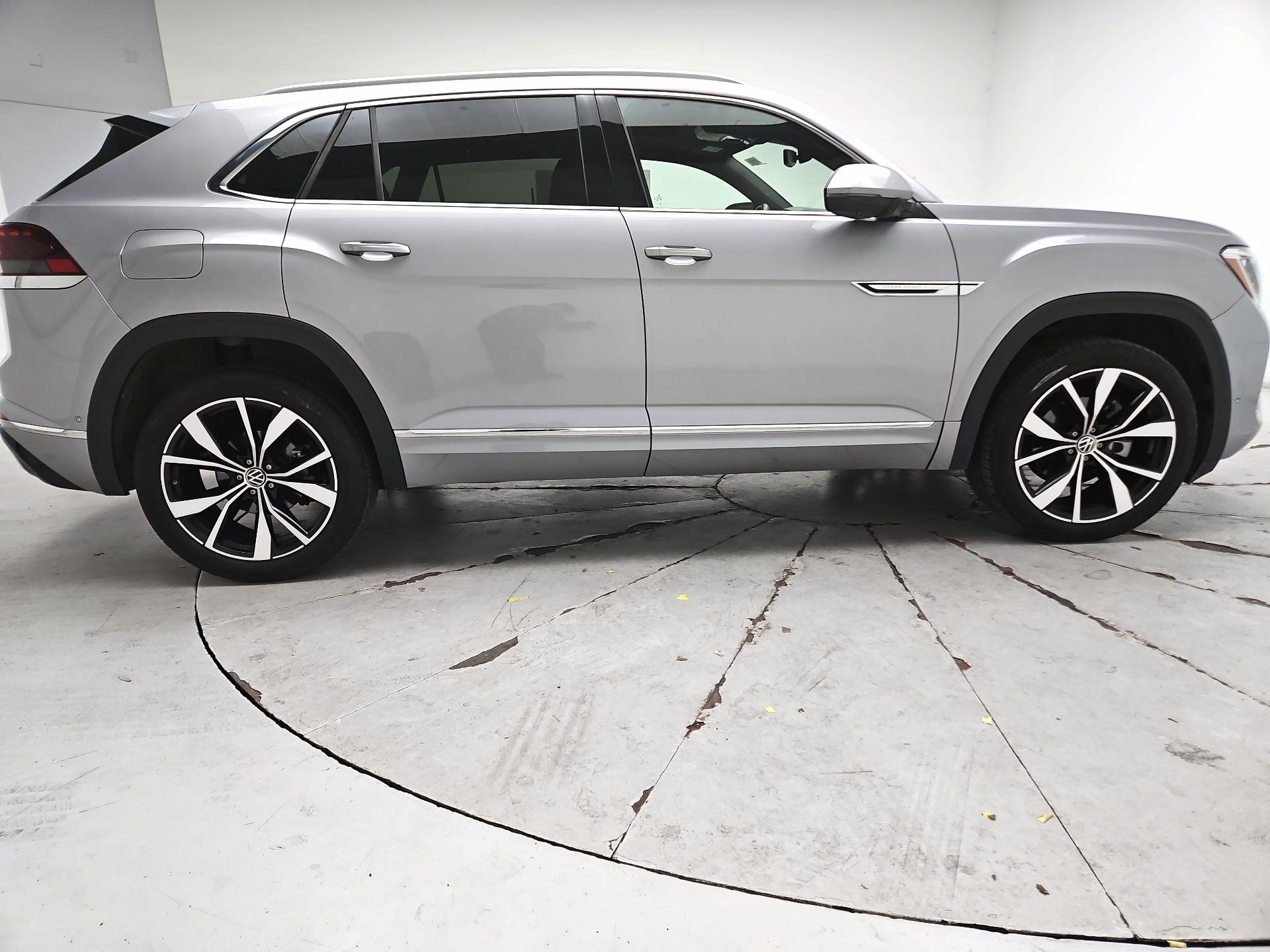 Thumbnail: 2024 Volkswagen Atlas - 4