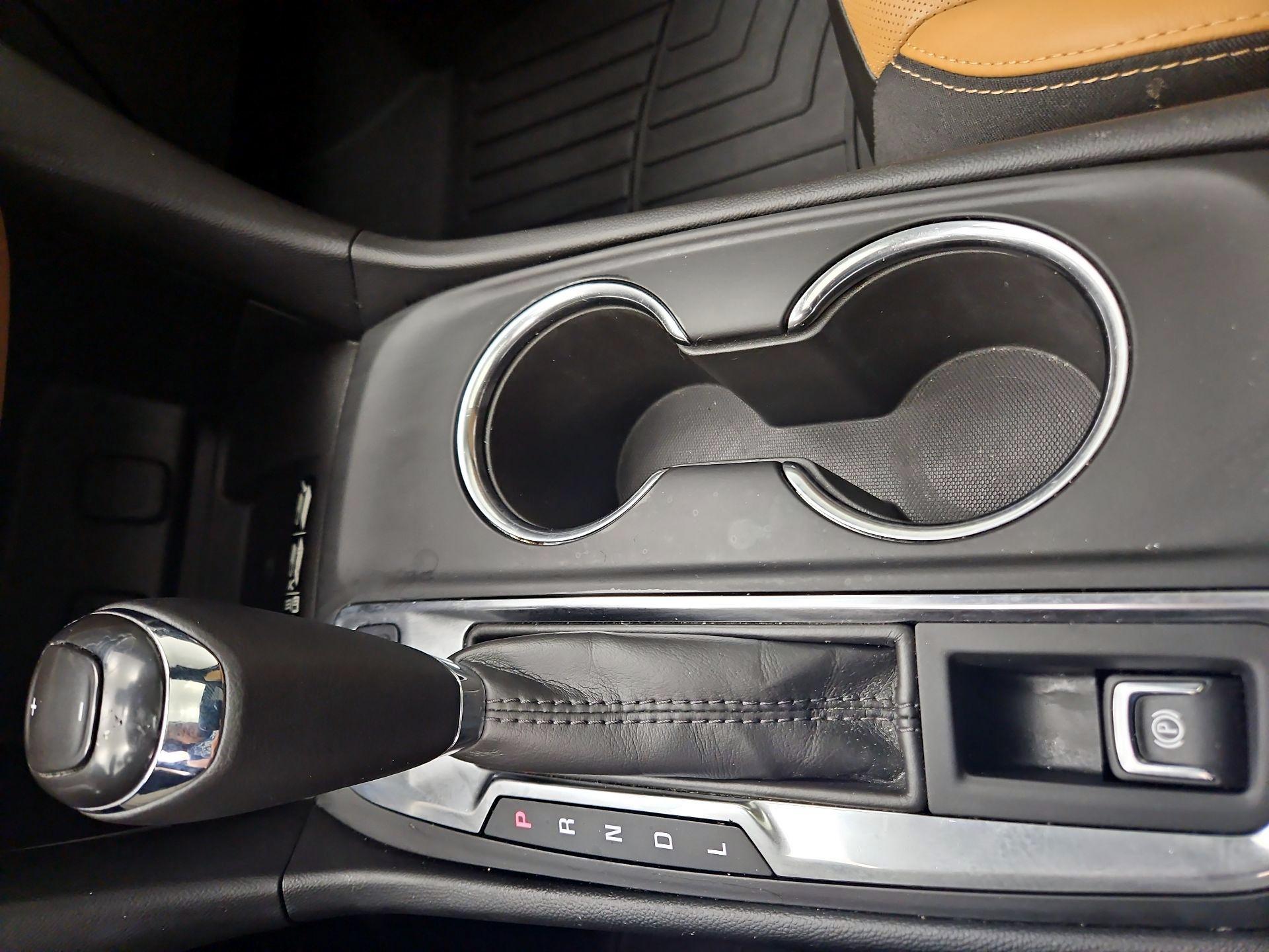 Thumbnail: 2018 Chevrolet Equinox - 17