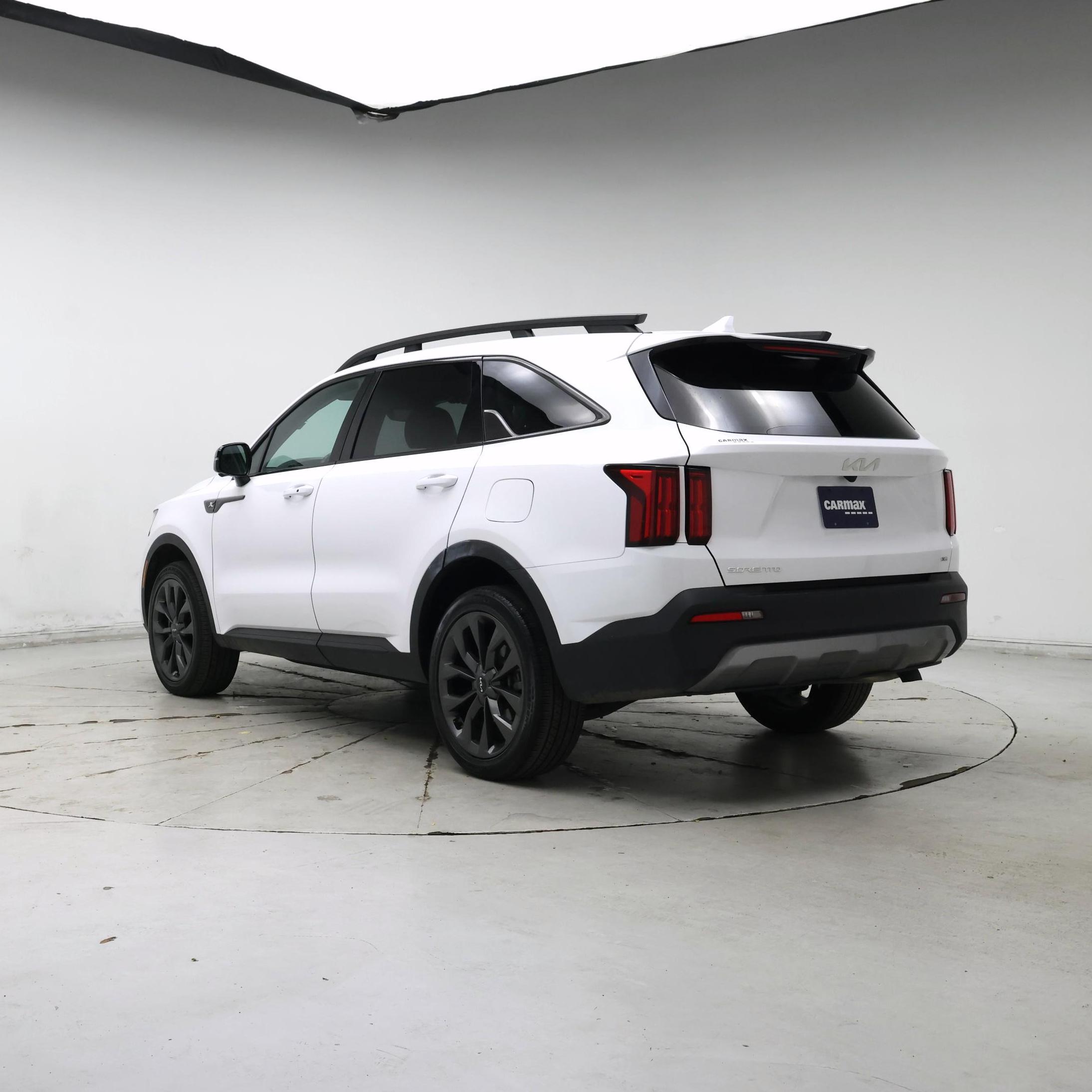 Thumbnail: 2023 Kia Sorento - 2