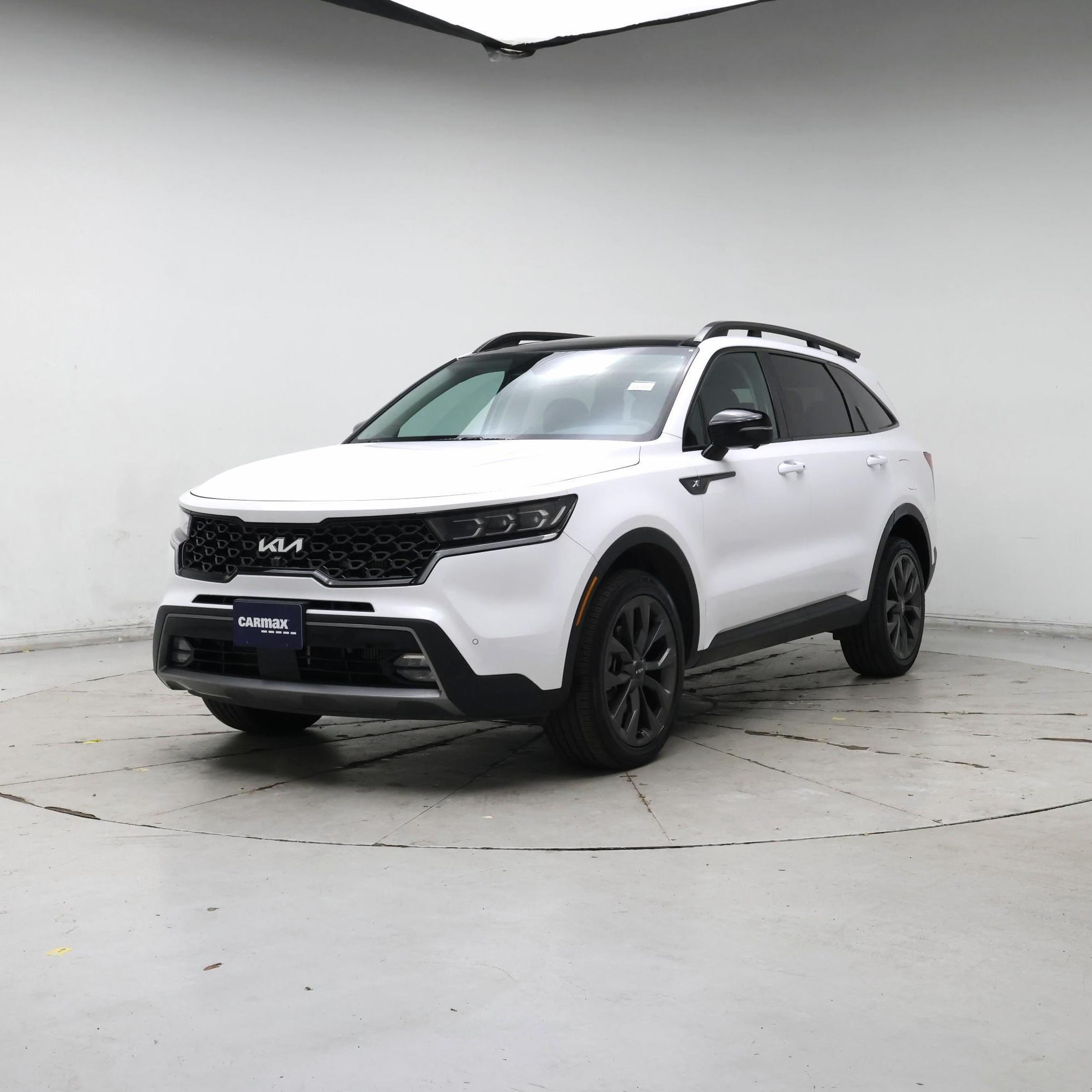 Thumbnail: 2023 Kia Sorento - 4