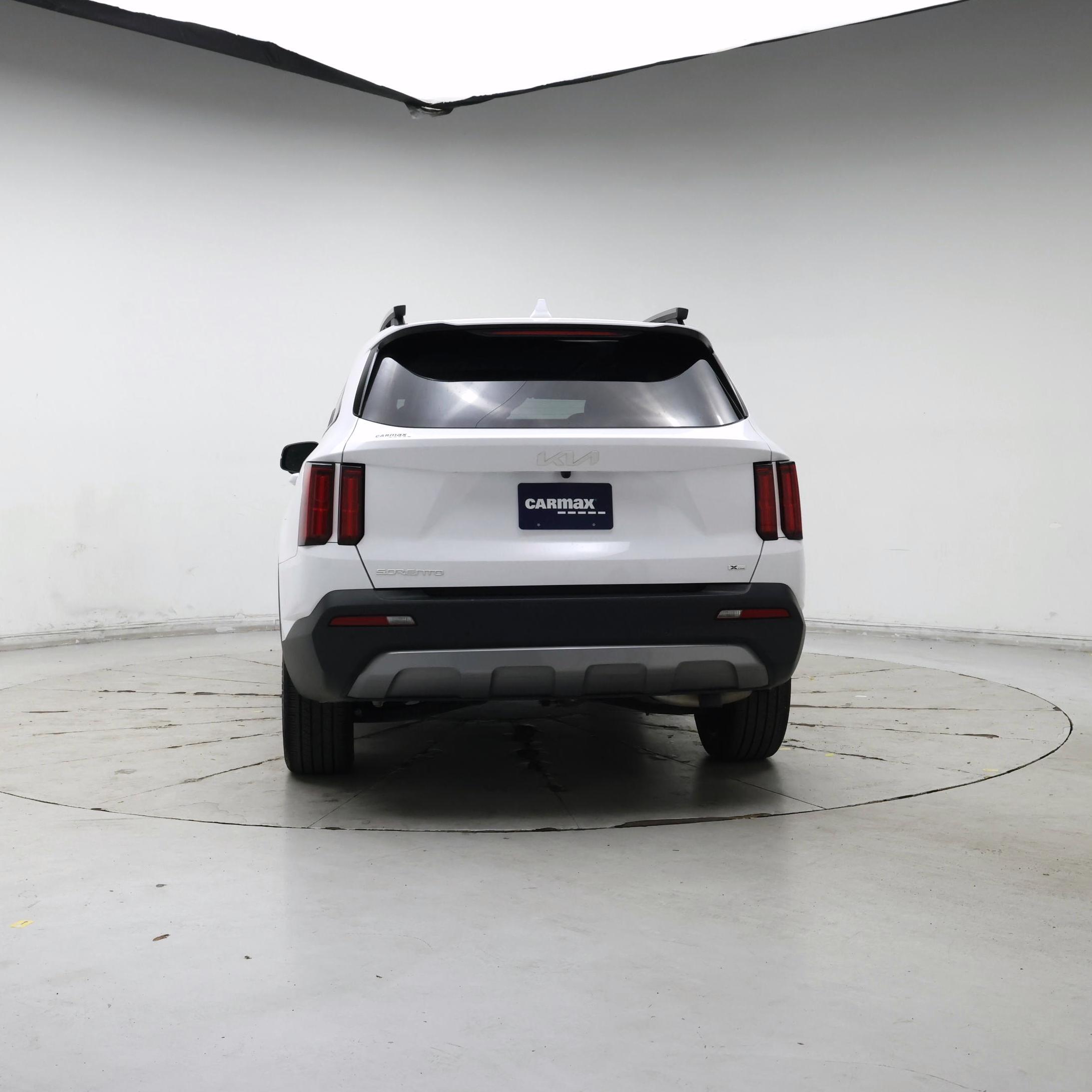 Thumbnail: 2023 Kia Sorento - 6