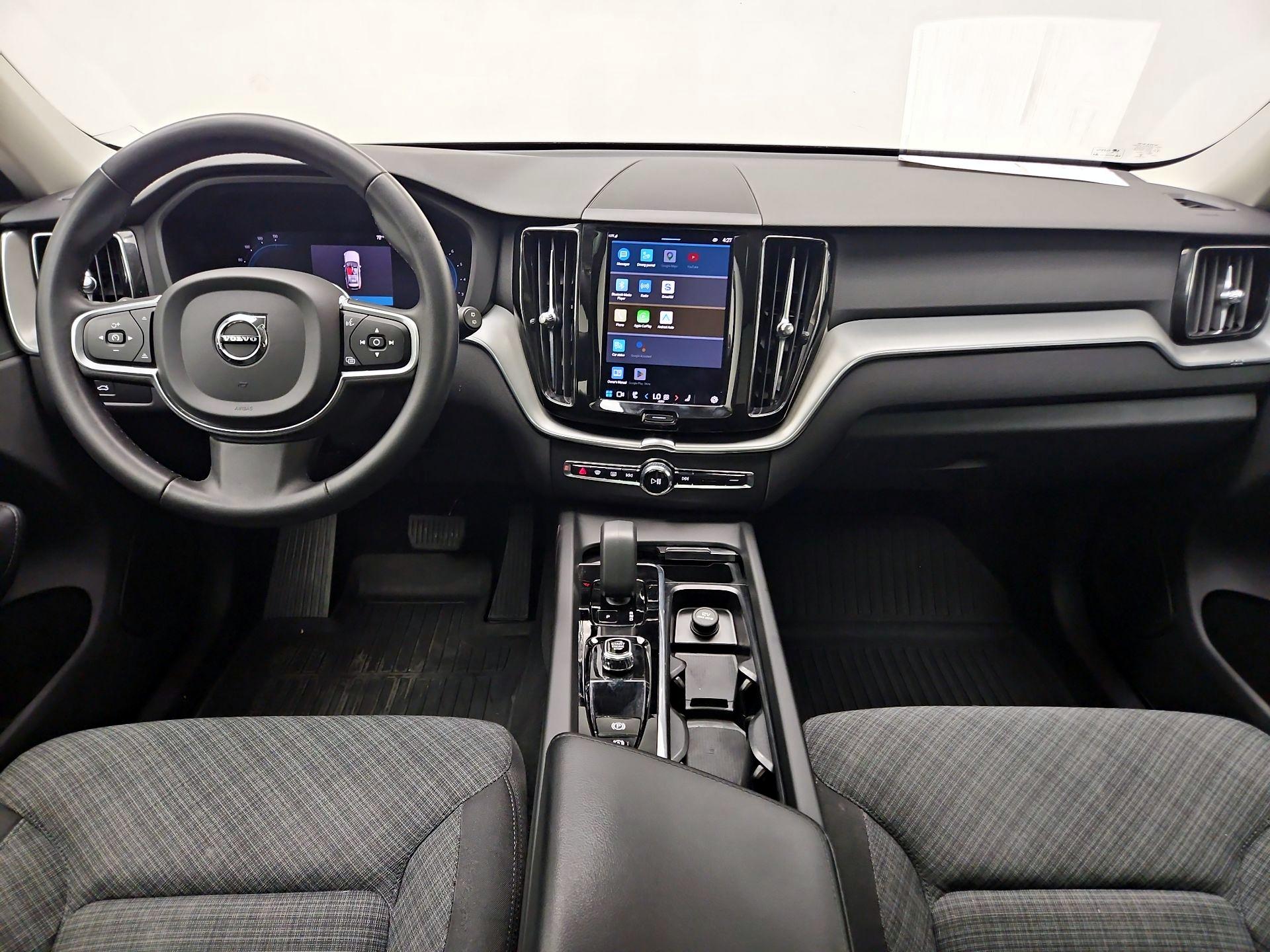Thumbnail: 2023 Volvo XC60 - 9