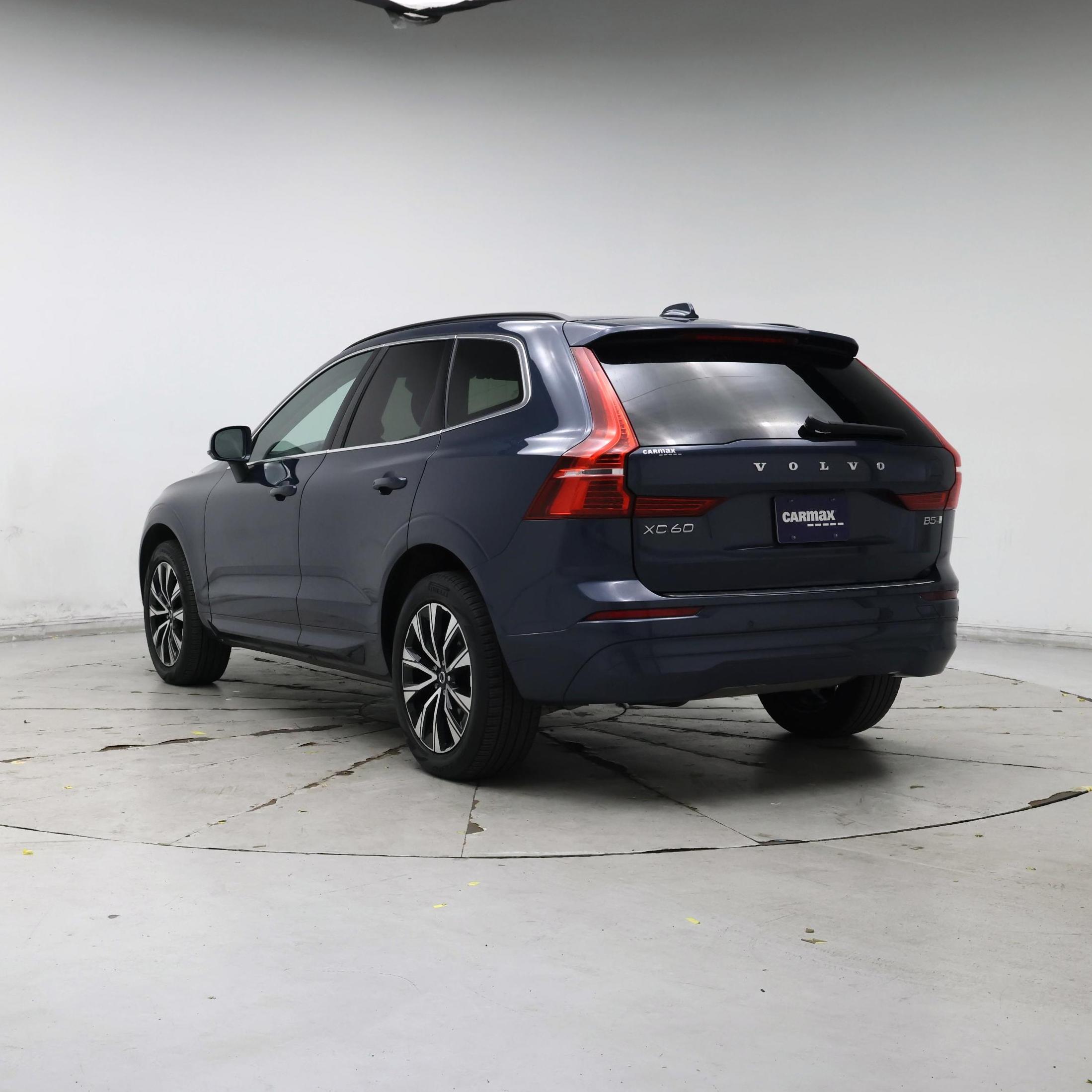 Thumbnail: 2023 Volvo XC60 - 2