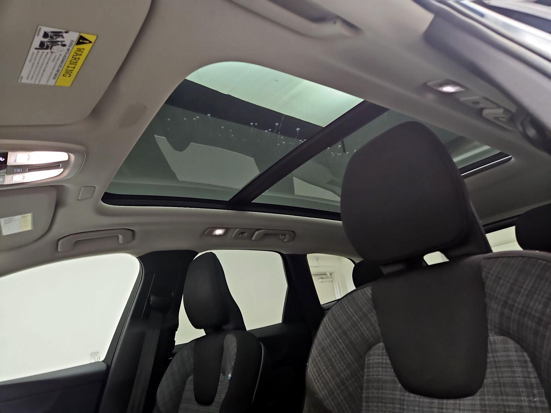 Thumbnail: 2023 Volvo XC60 - 19