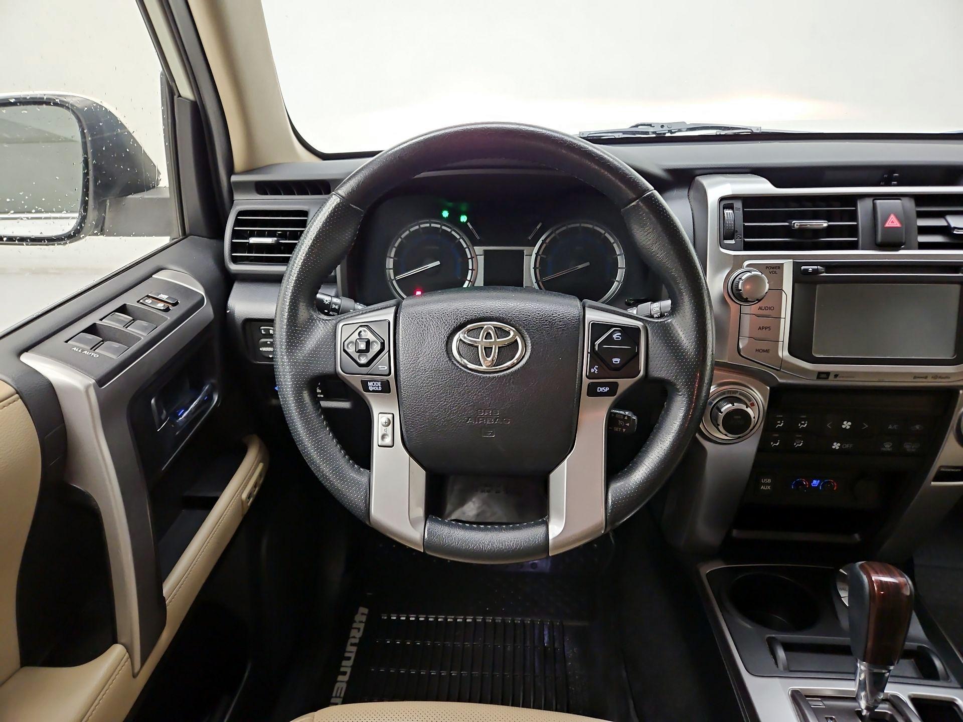 Thumbnail: 2018 Toyota 4Runner - 10