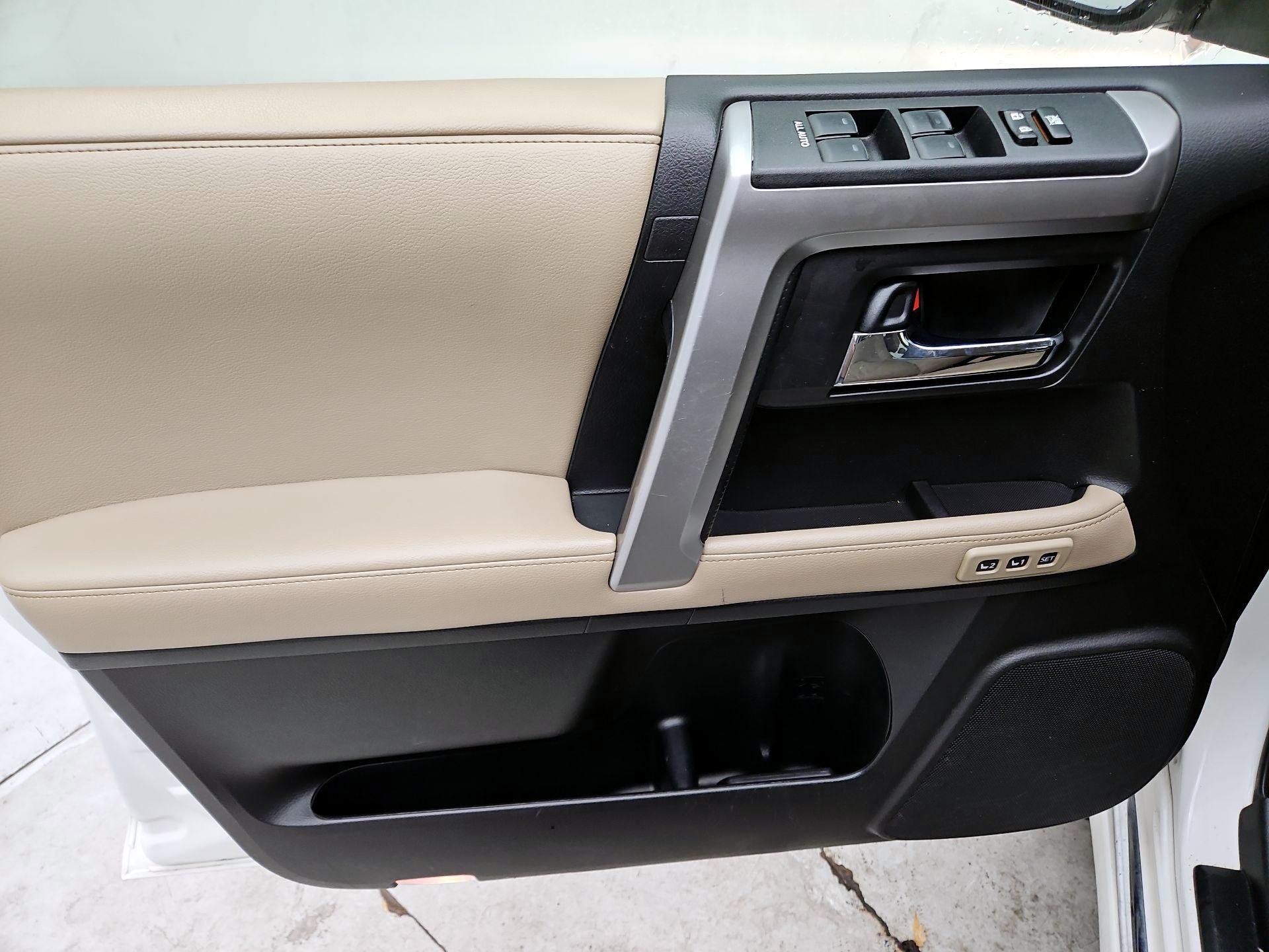 Thumbnail: 2018 Toyota 4Runner - 12