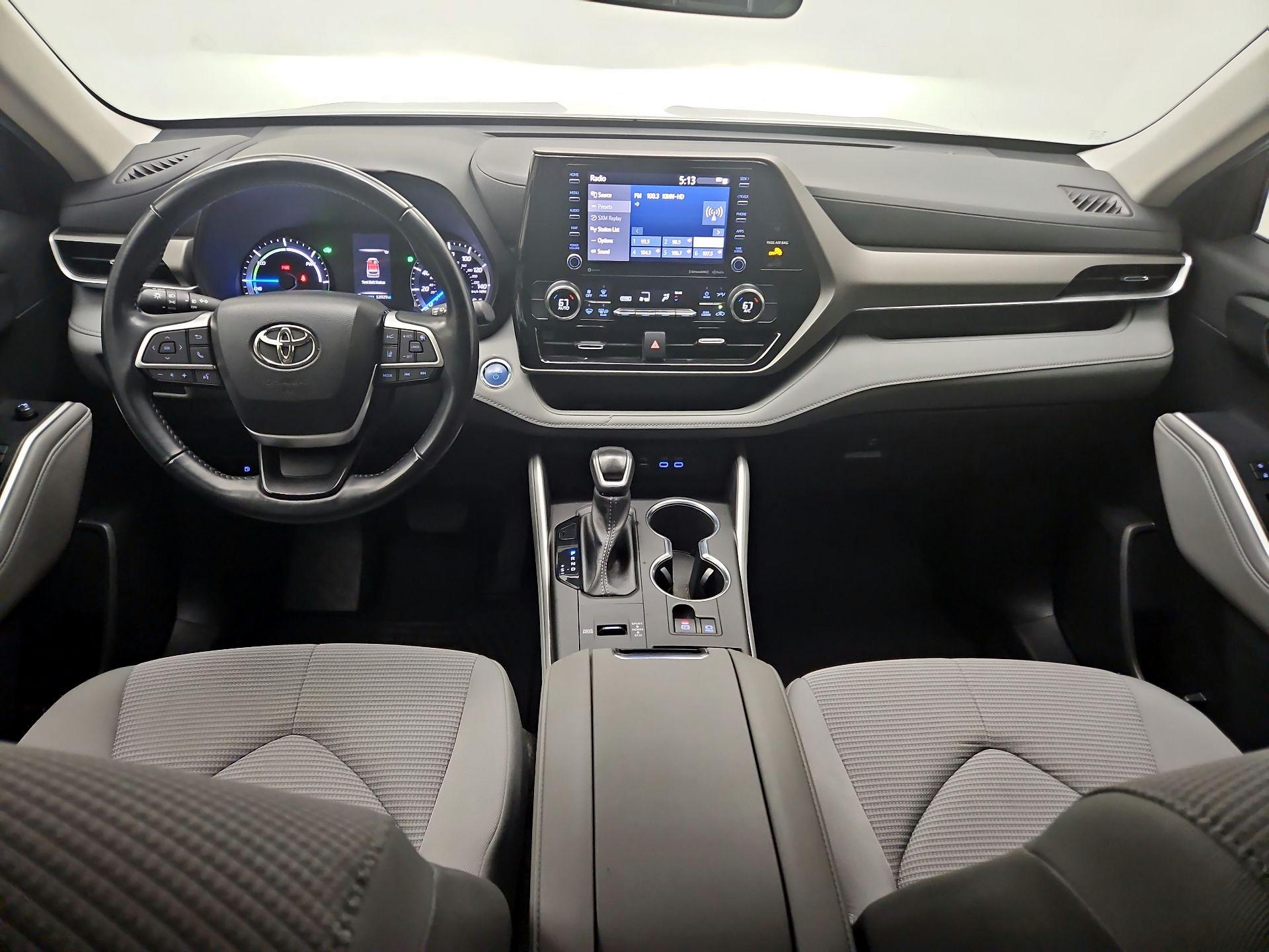 Thumbnail: 2022 Toyota Highlander - 9