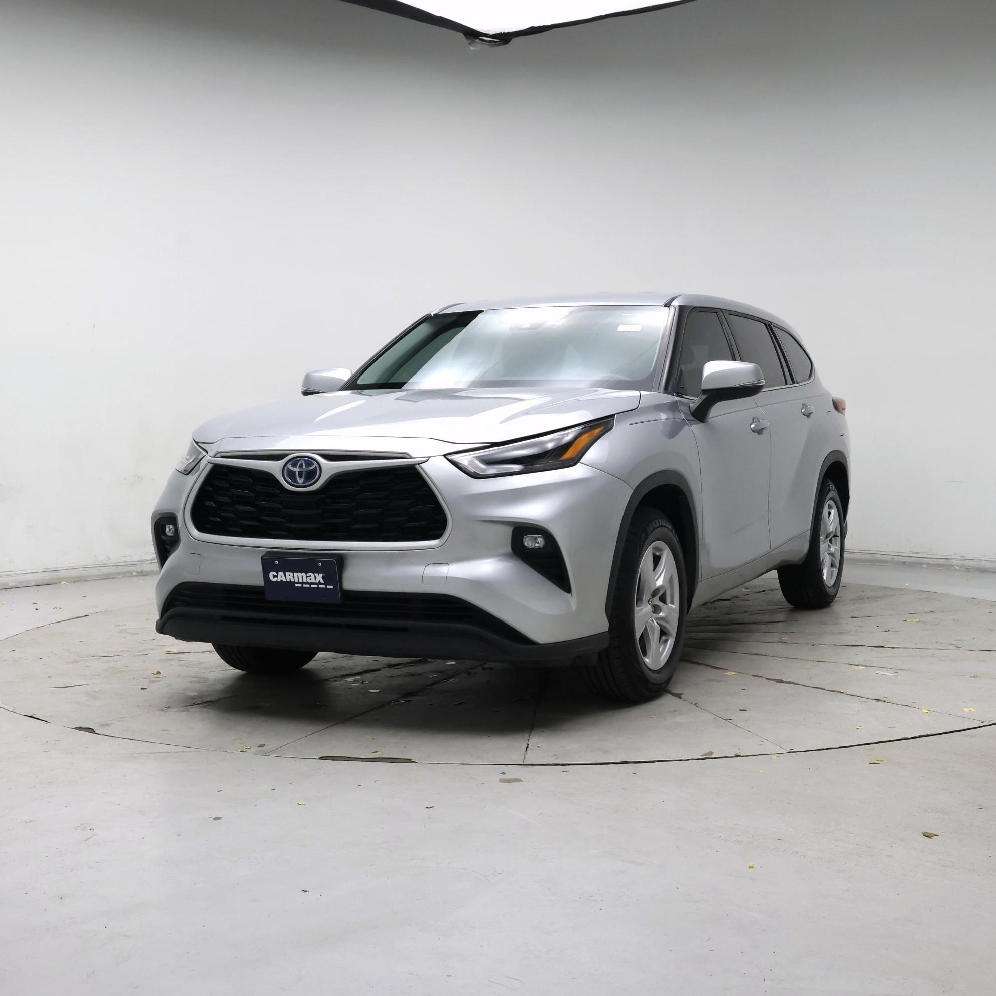 Thumbnail: 2022 Toyota Highlander - 4