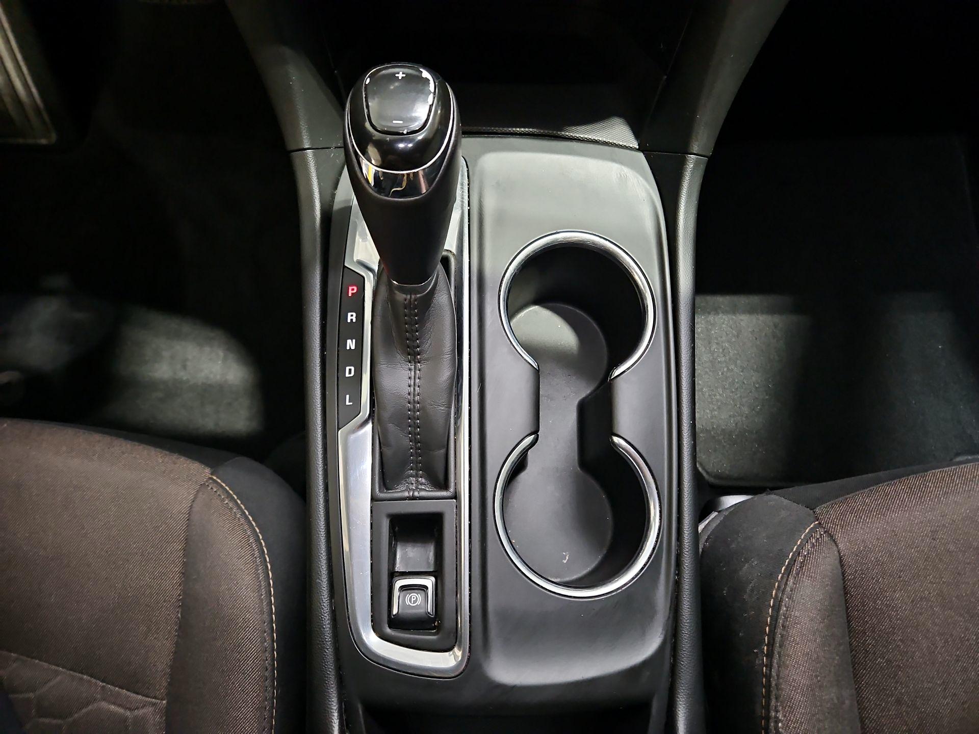 Thumbnail: 2018 Chevrolet Equinox - 17