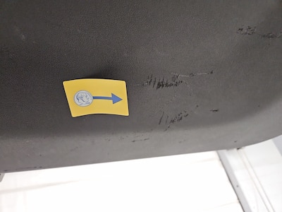 Trunk Rear row Cosmetic Imperfection