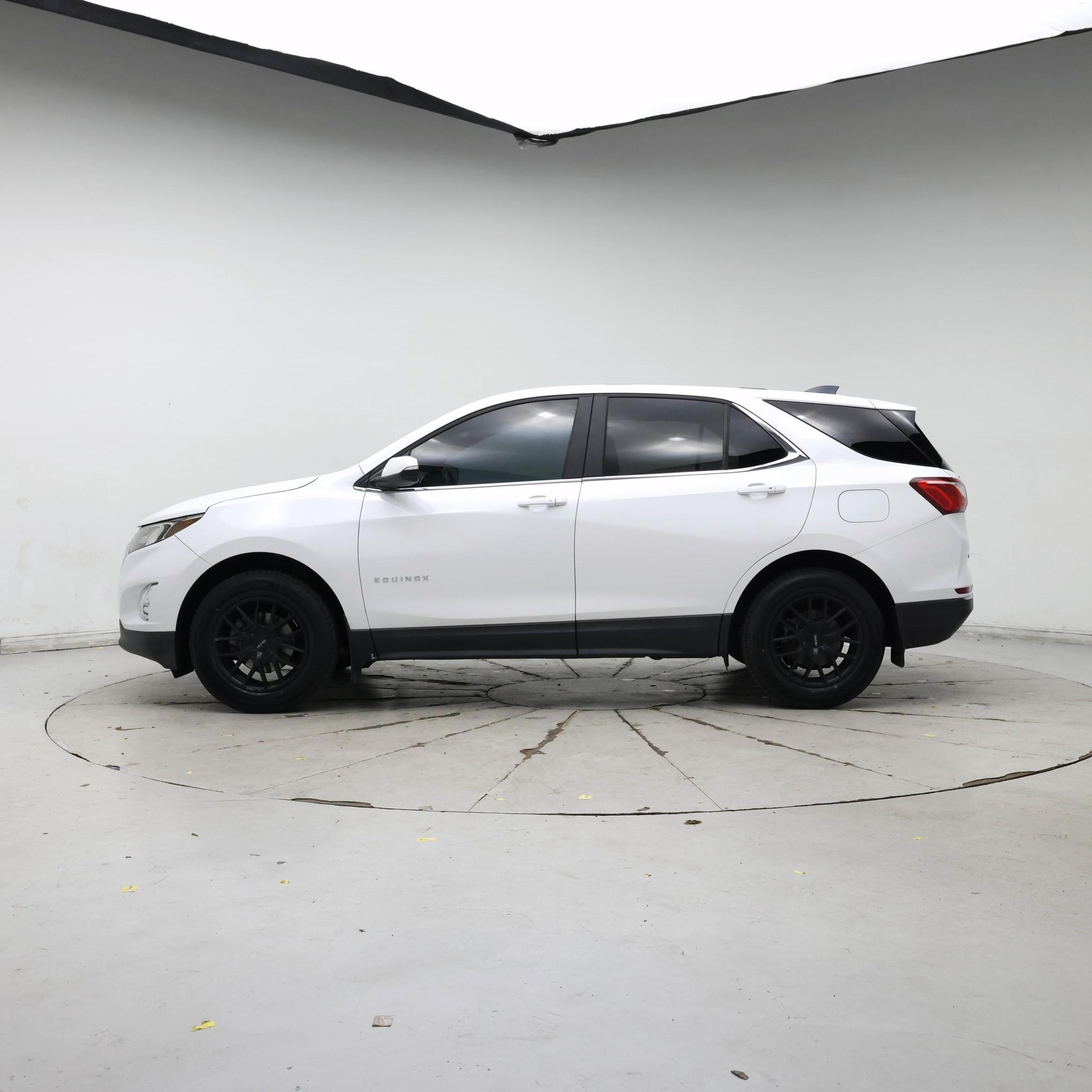 Thumbnail: 2018 Chevrolet Equinox - 3