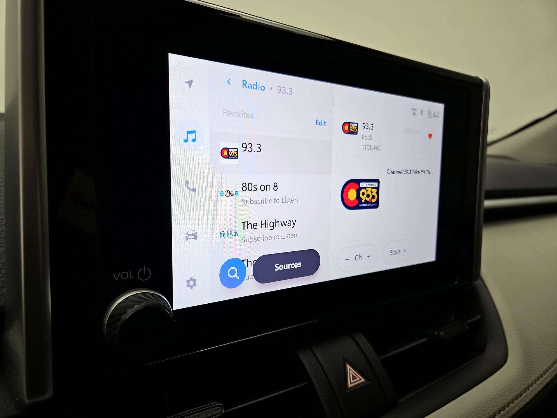 Thumbnail: 2025 Toyota RAV4 - 15