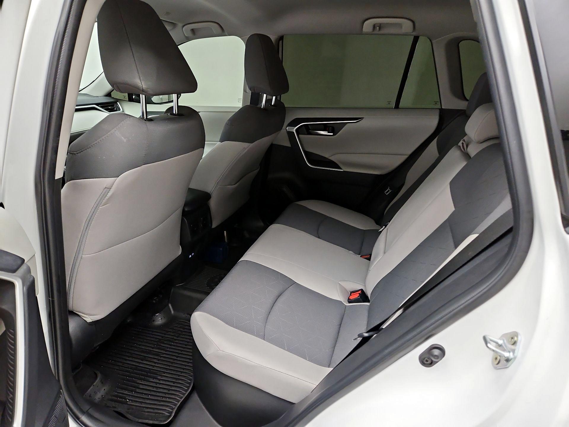 Thumbnail: 2025 Toyota RAV4 - 19