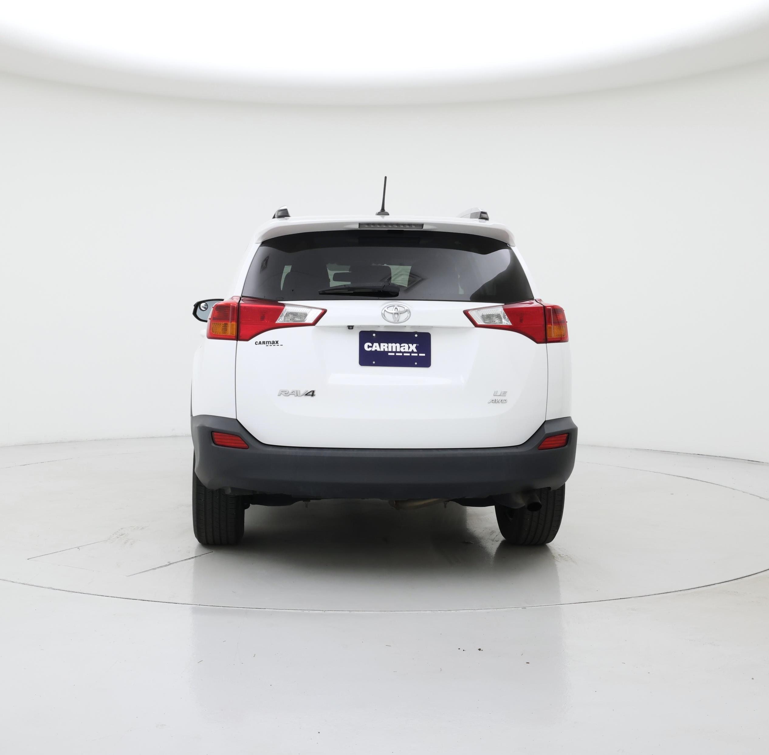 Thumbnail: 2015 Toyota RAV4 - 6