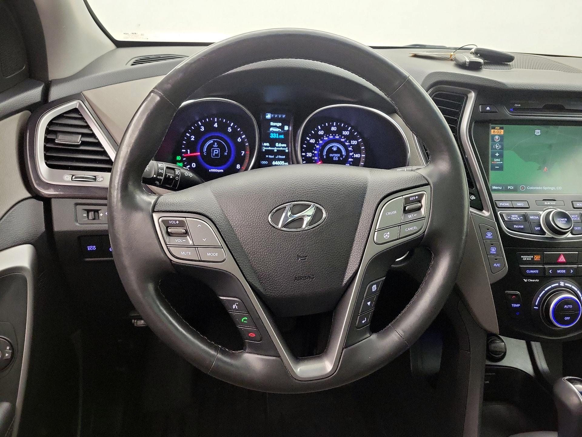 Thumbnail: 2015 Hyundai Santa Fe - 10