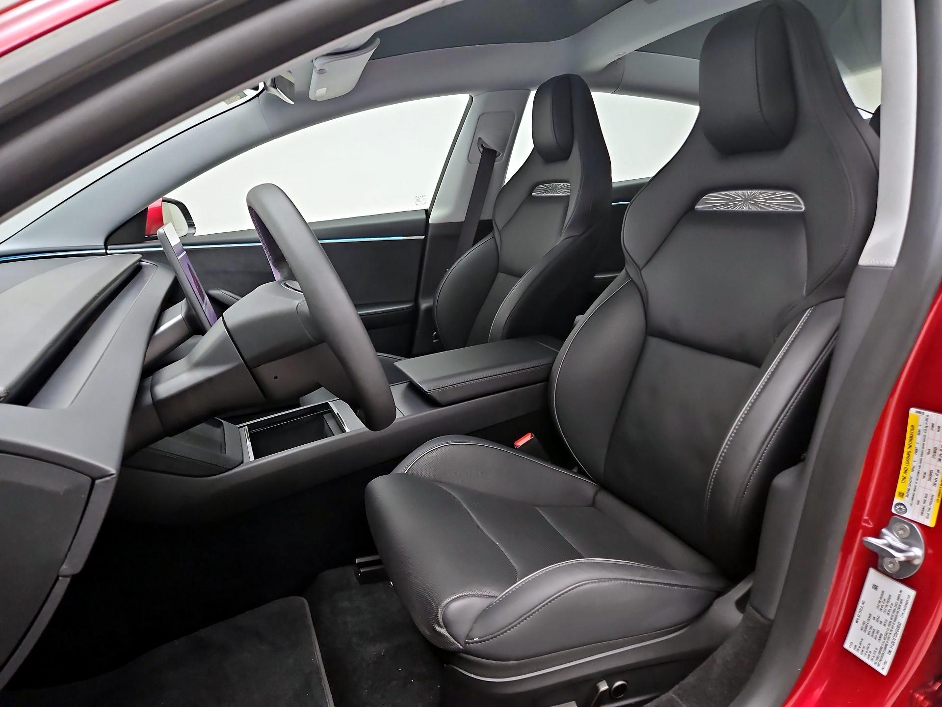 Thumbnail: 2025 Tesla Model 3 - 11