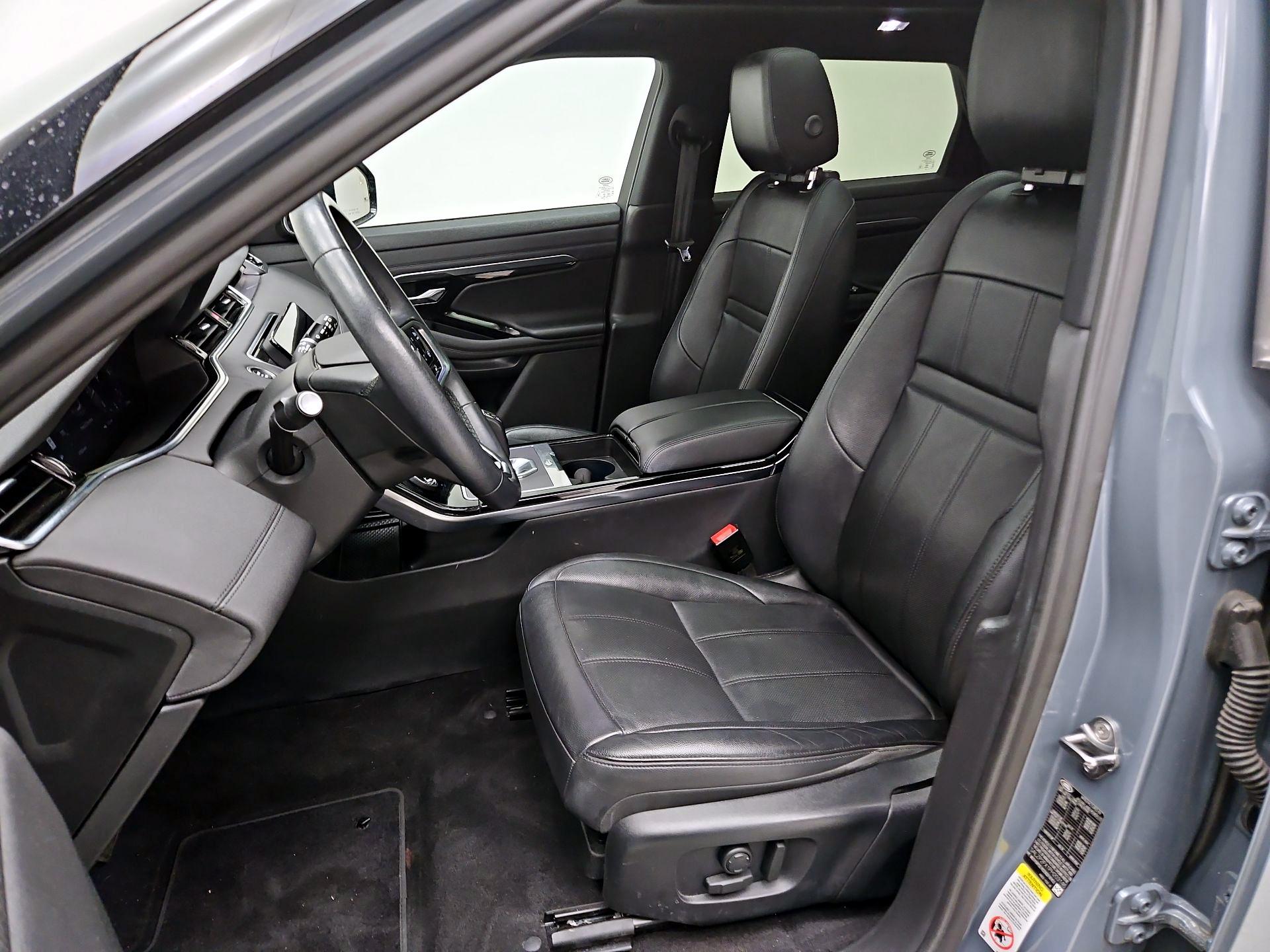 Thumbnail: 2023 Land Rover Range Rover Evoque - 11