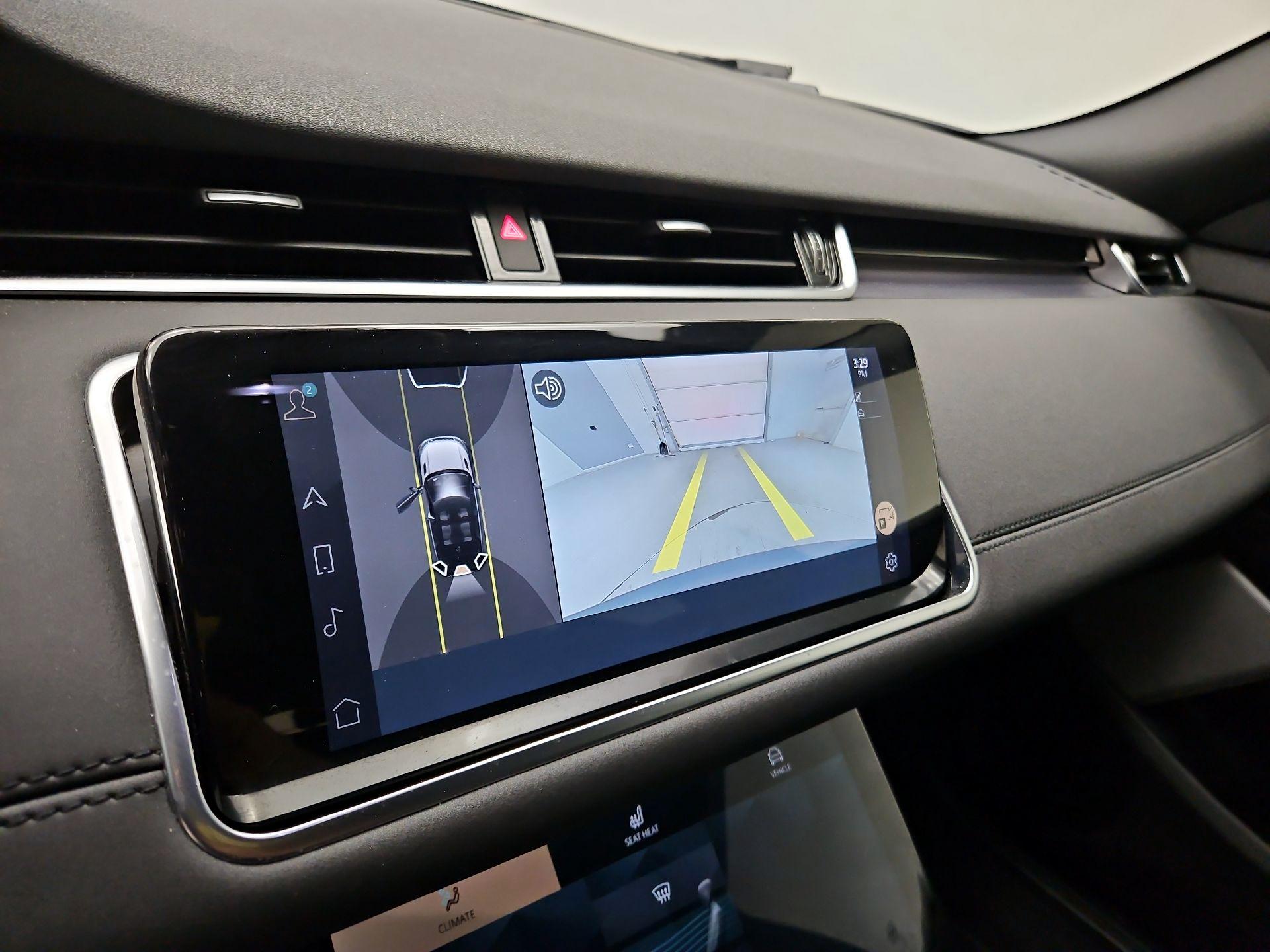 Thumbnail: 2023 Land Rover Range Rover Evoque - 15