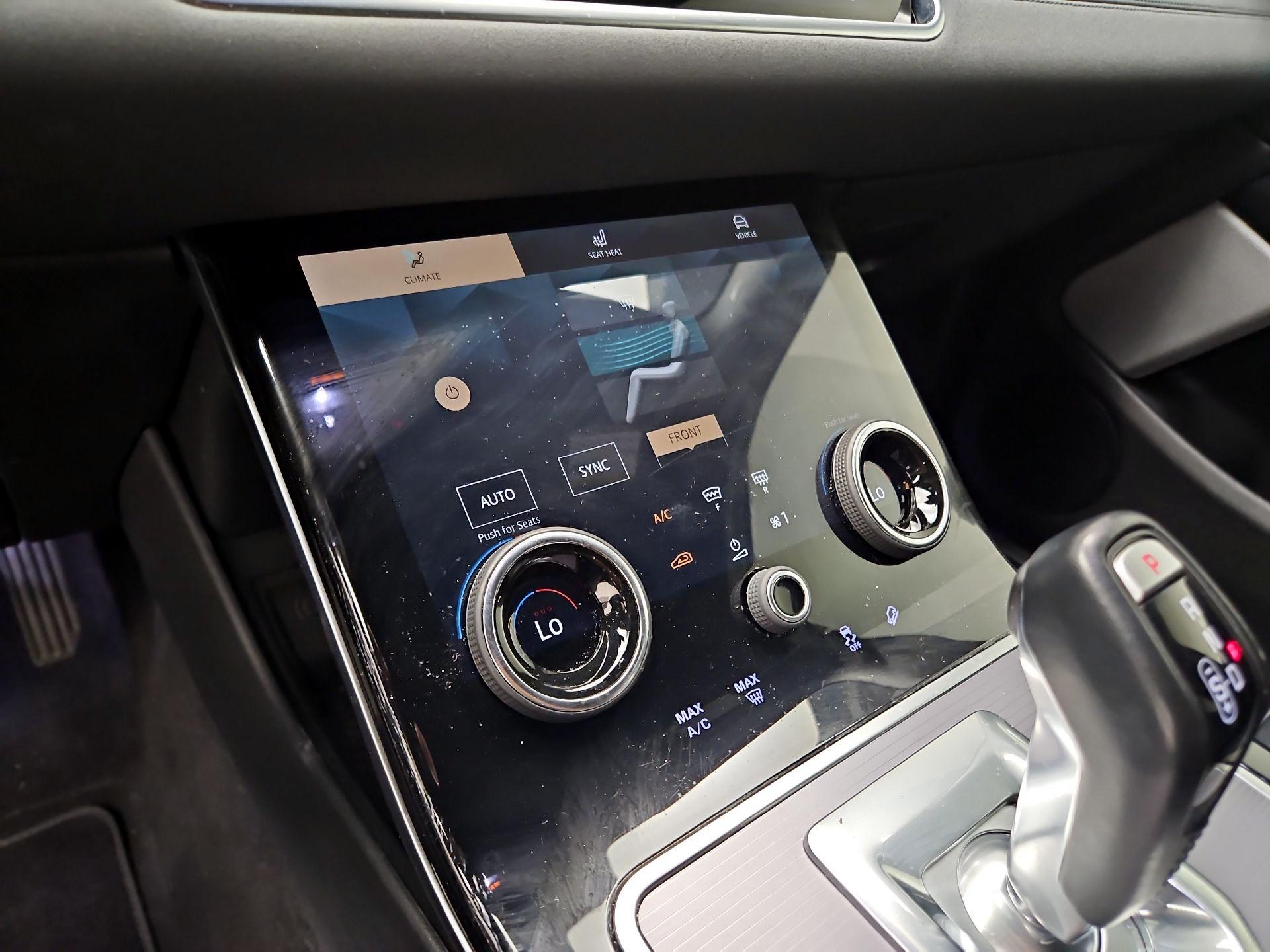 Thumbnail: 2023 Land Rover Range Rover Evoque - 17