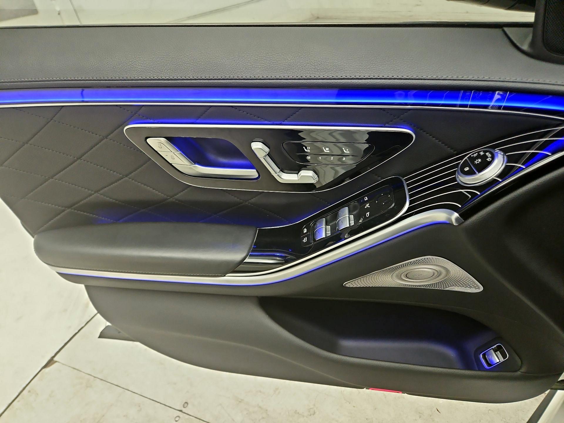 Thumbnail: 2021 Mercedes-Benz S-Class - 10