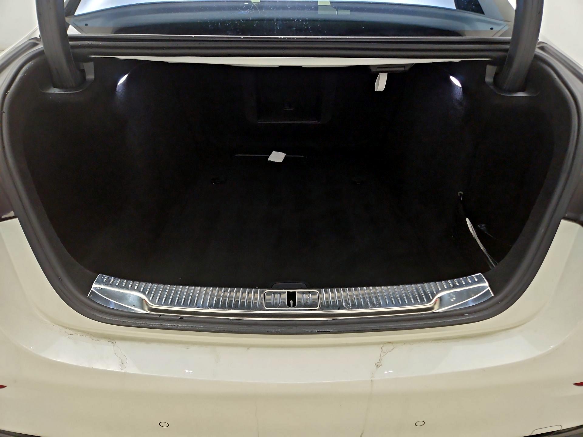 Thumbnail: 2021 Mercedes-Benz S-Class - 20