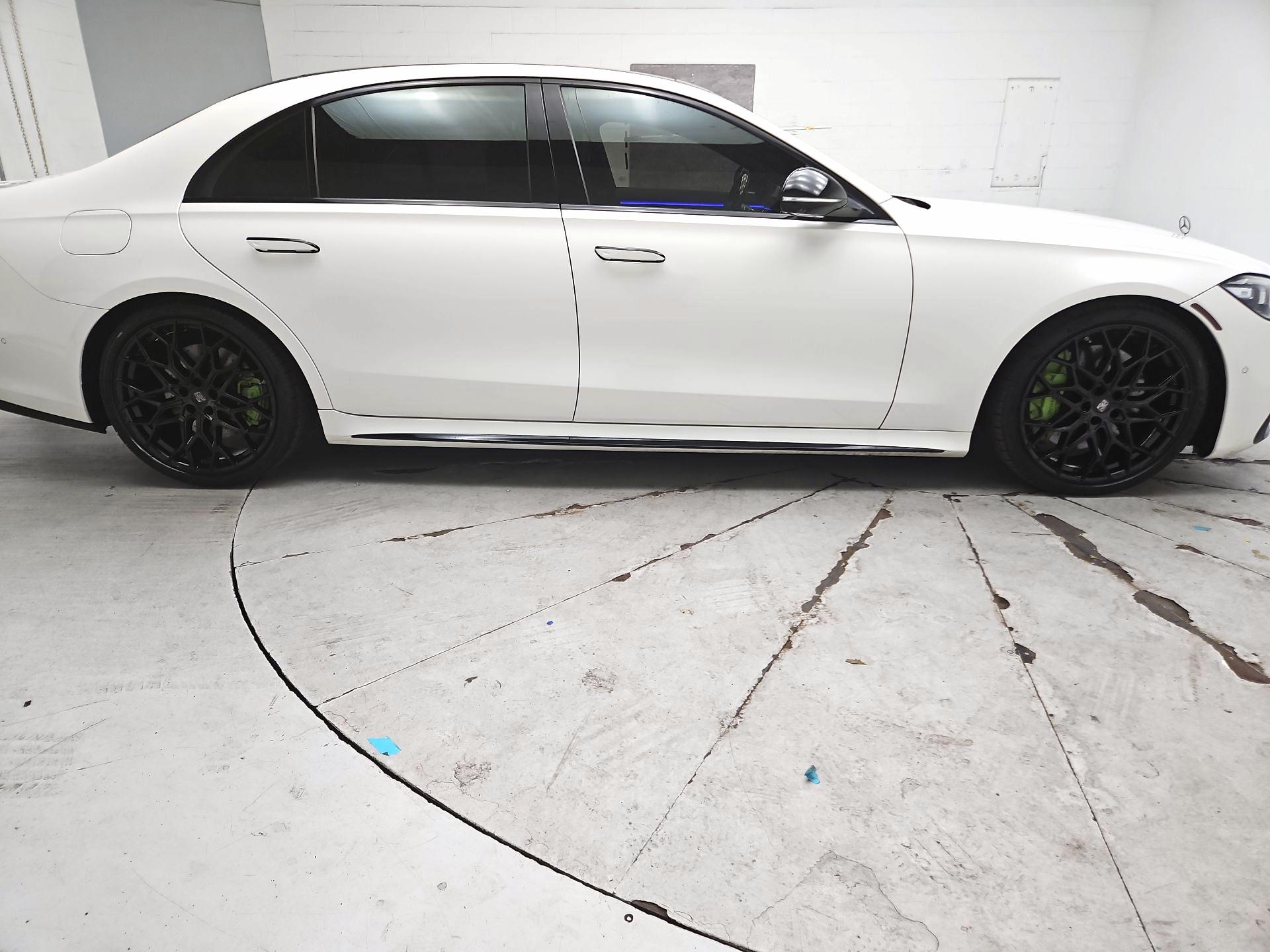 Thumbnail: 2021 Mercedes-Benz S-Class - 4
