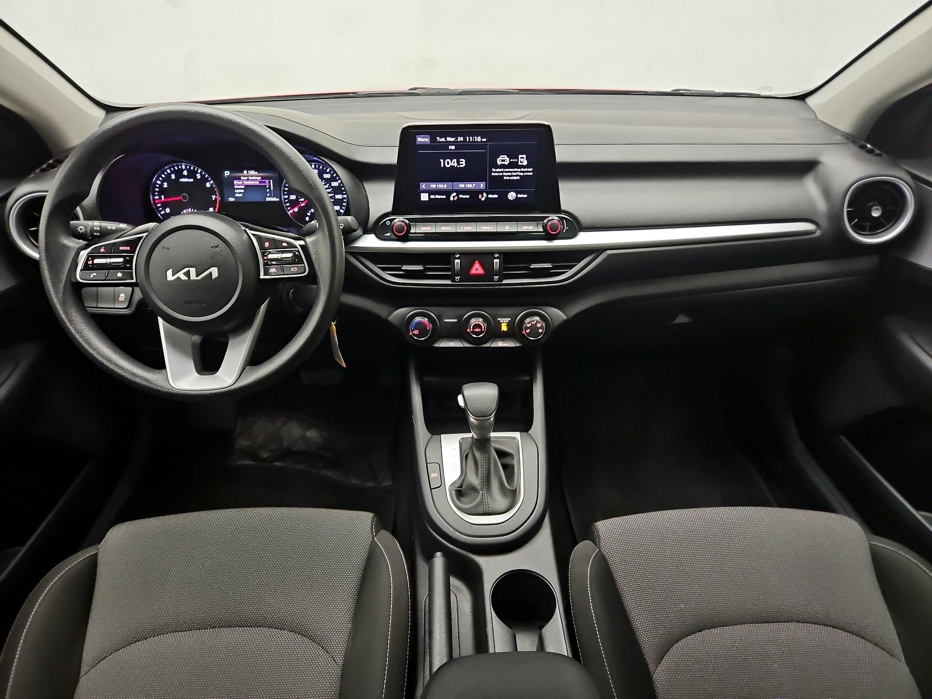 Thumbnail: 2024 Kia Forte - 9