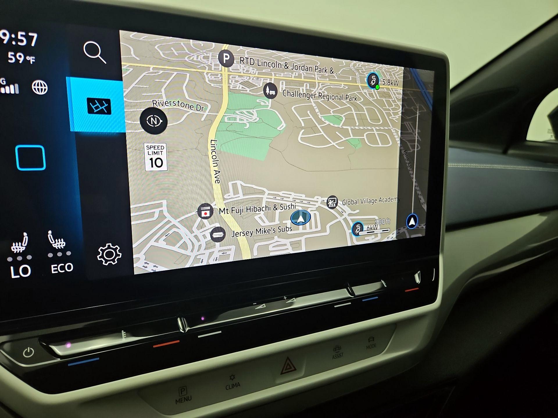 Thumbnail: 2023 Volkswagen ID.4 - 17