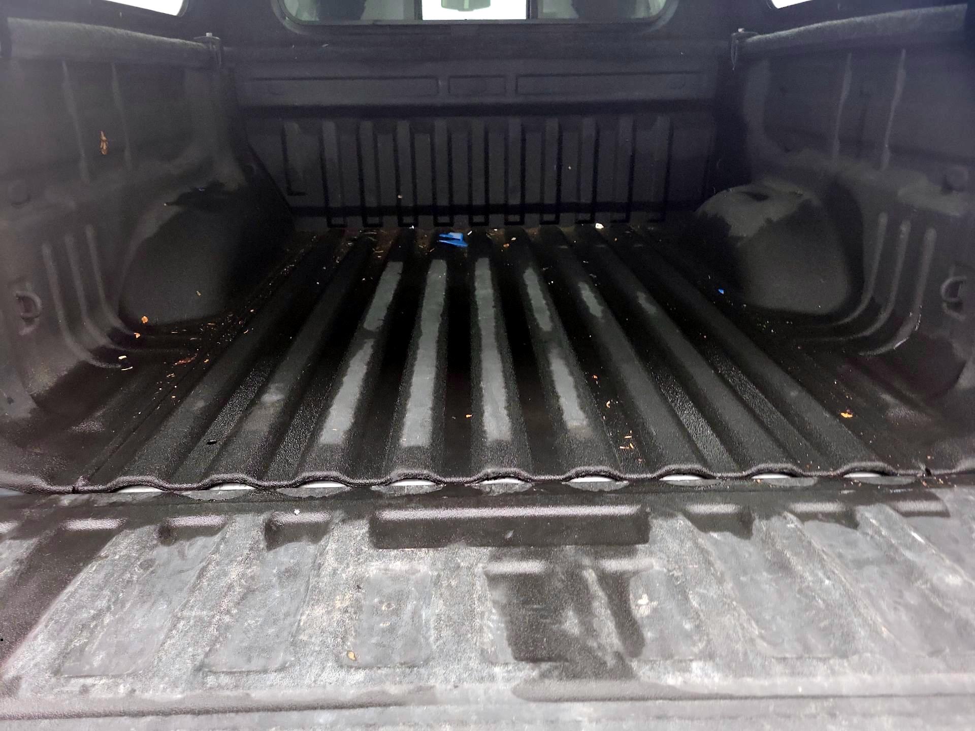 Thumbnail: 2018 Chevrolet Colorado - 20