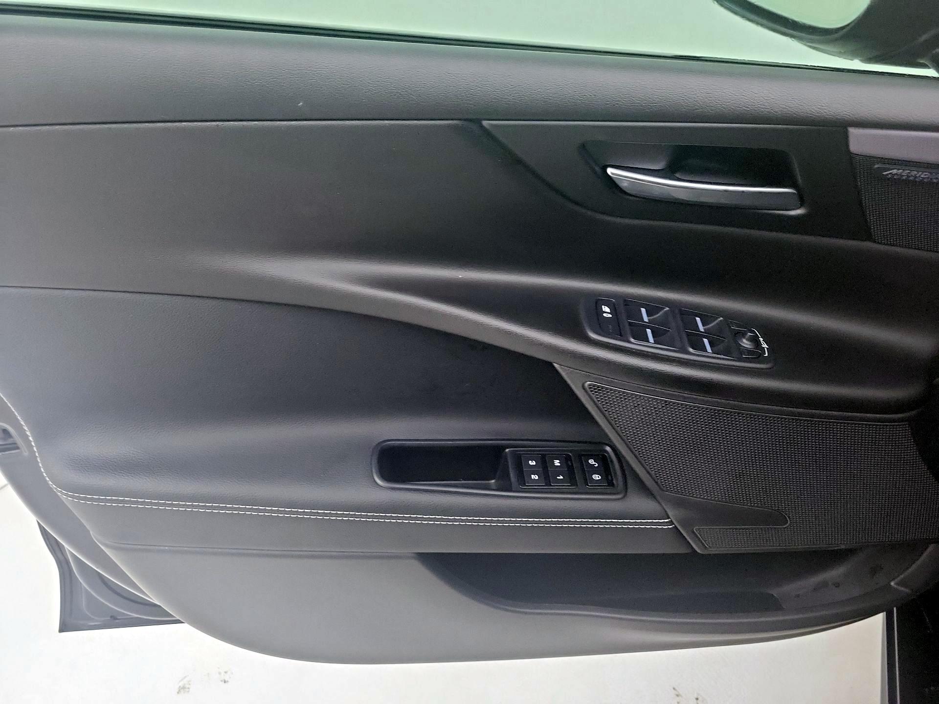 Thumbnail: 2017 Jaguar XE - 12